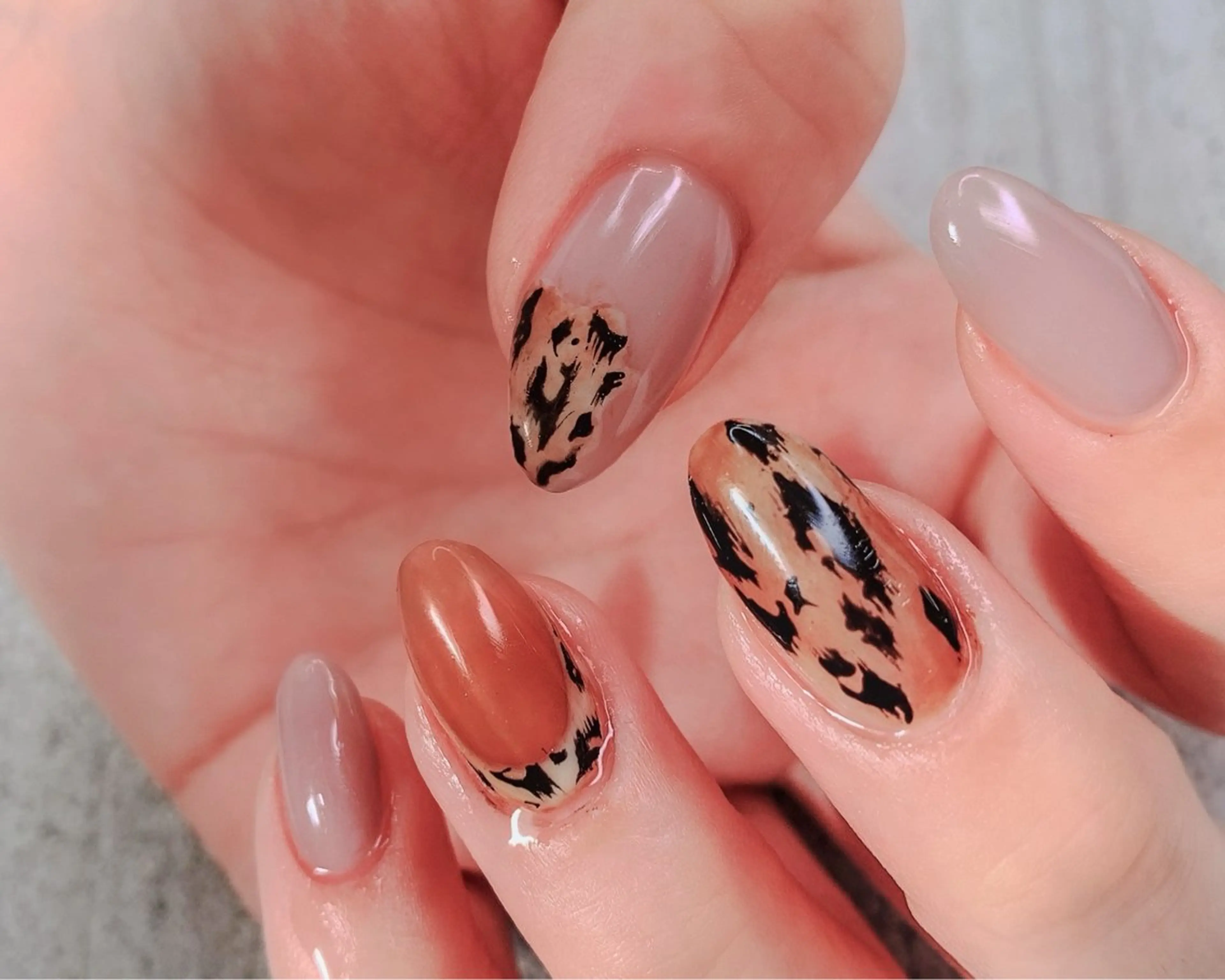 ネイル hazuki🫧 堺筋本町 / 長堀橋のネイルデザイン