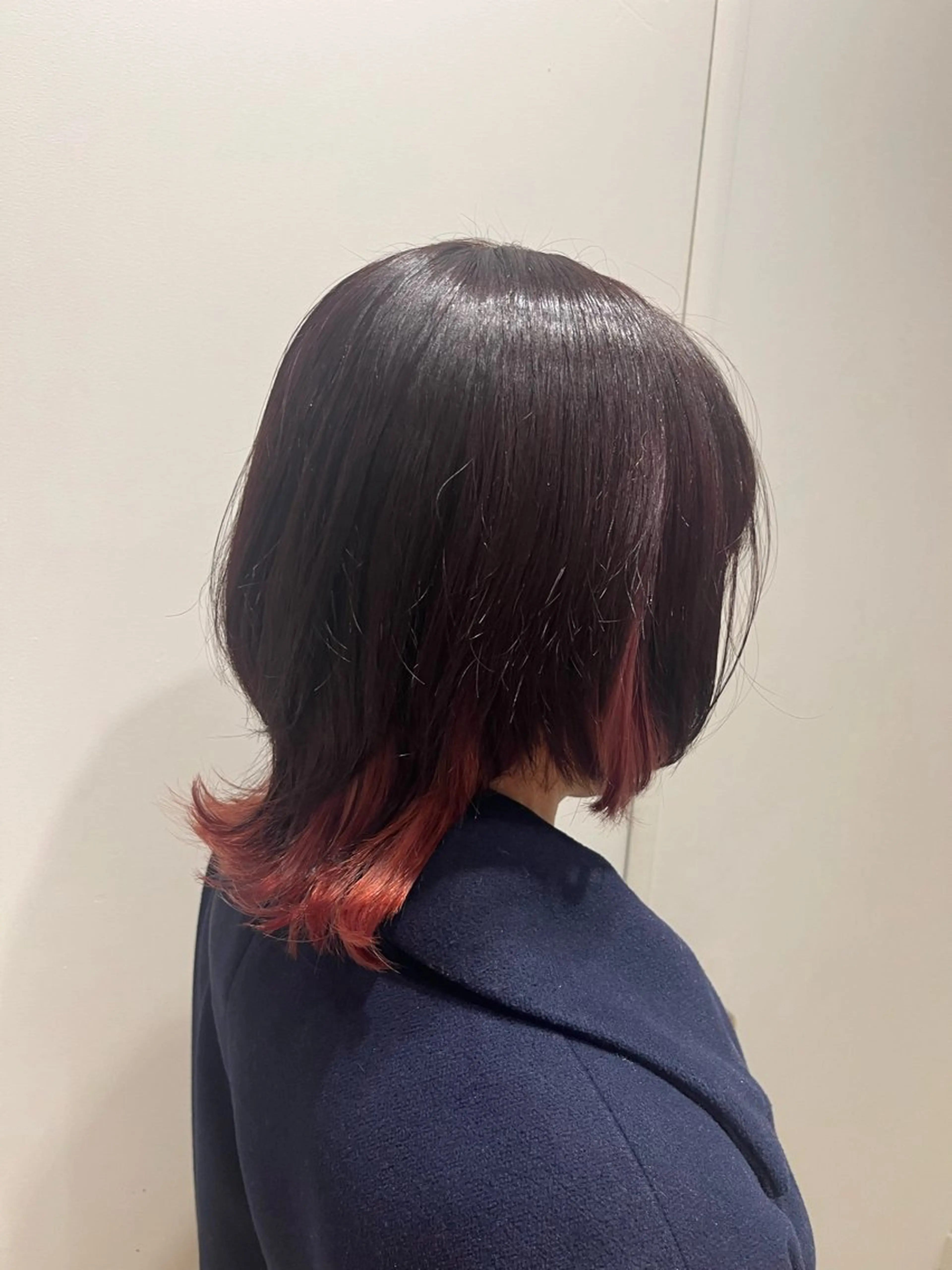 ミディアム カラー ブリーチ ウルフカット 吉松 大輝のヘアスタイル