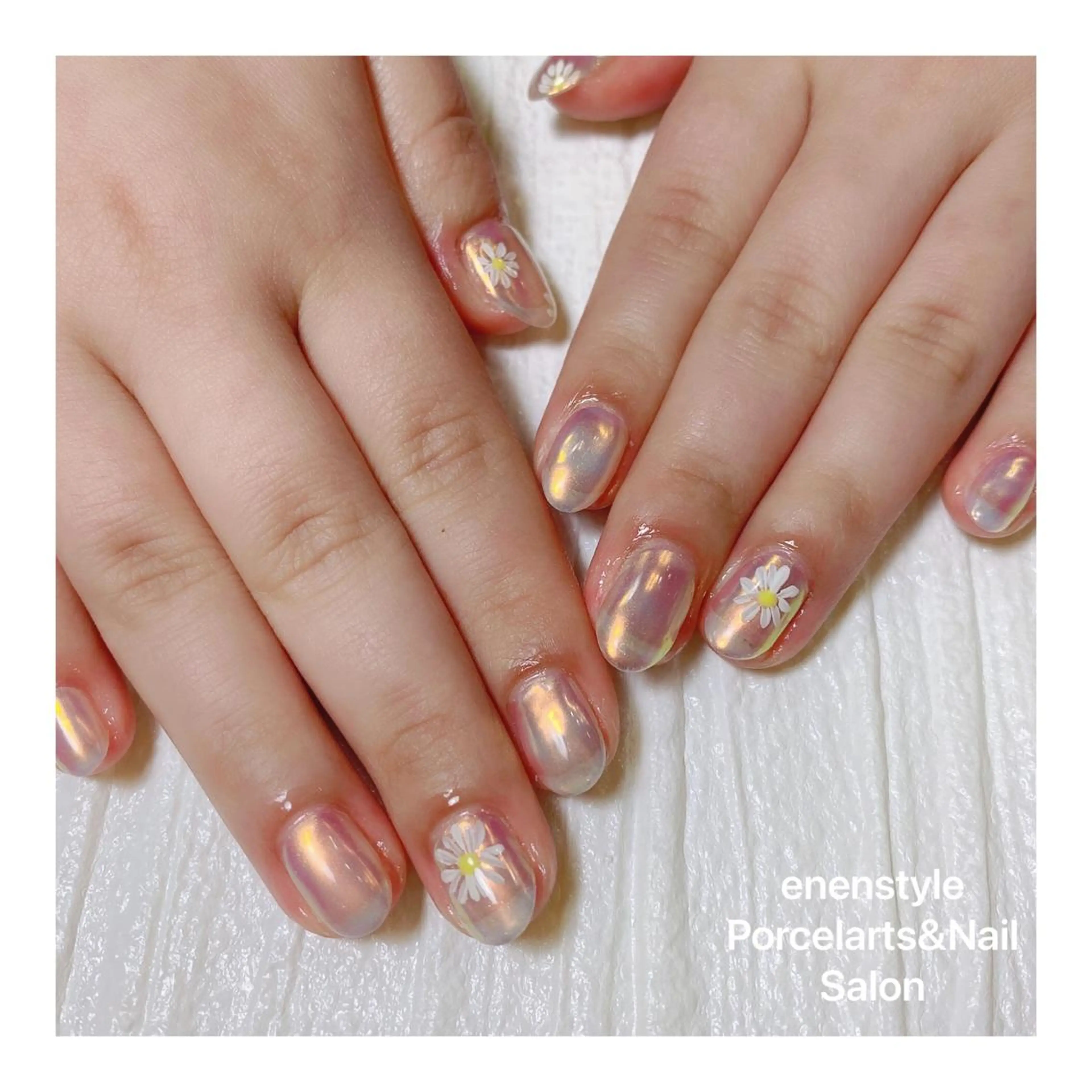 ミディアム ネイル 👑enen style👑のネイルデザイン