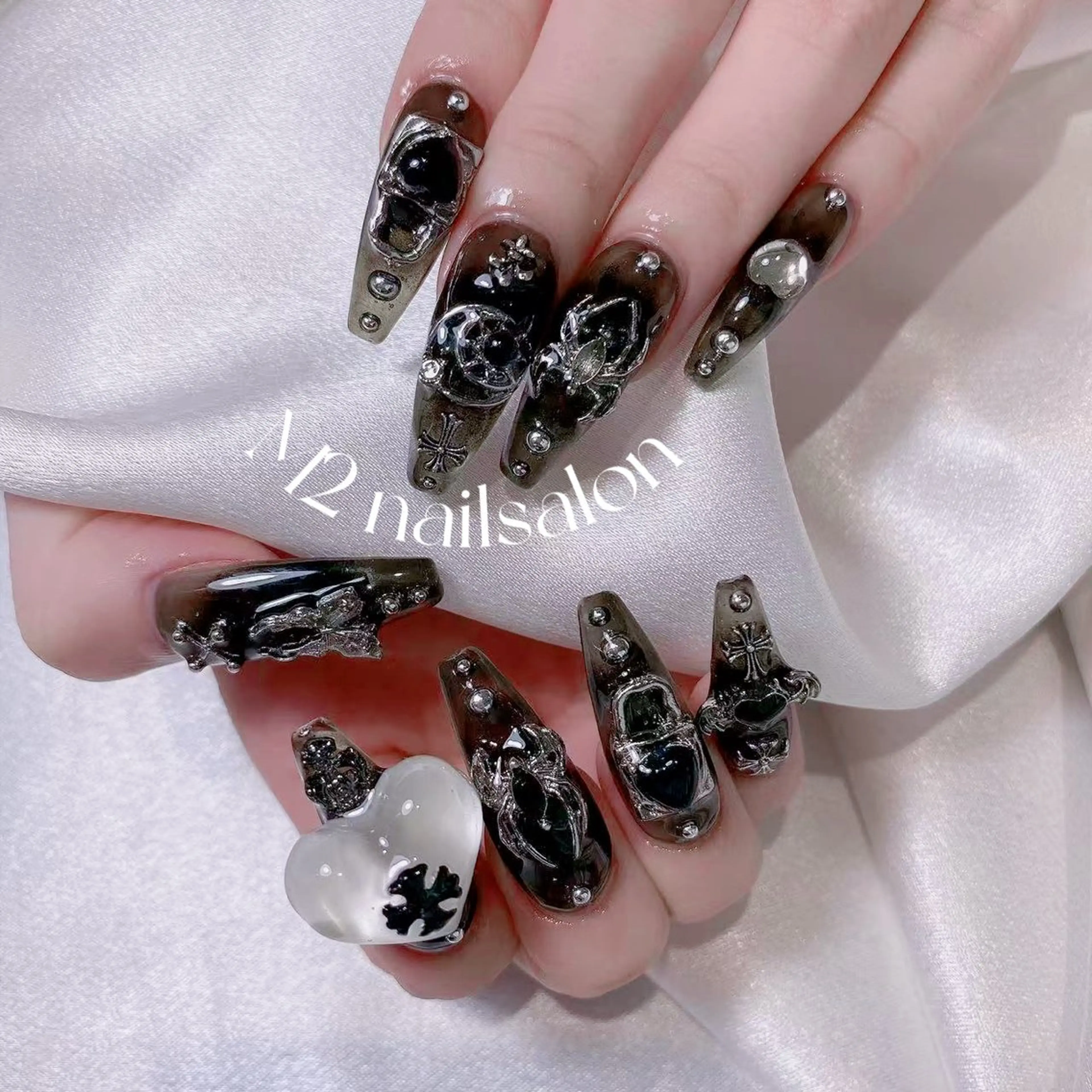 ネイル 長さだし専門店 M2　rikaのネイルデザイン