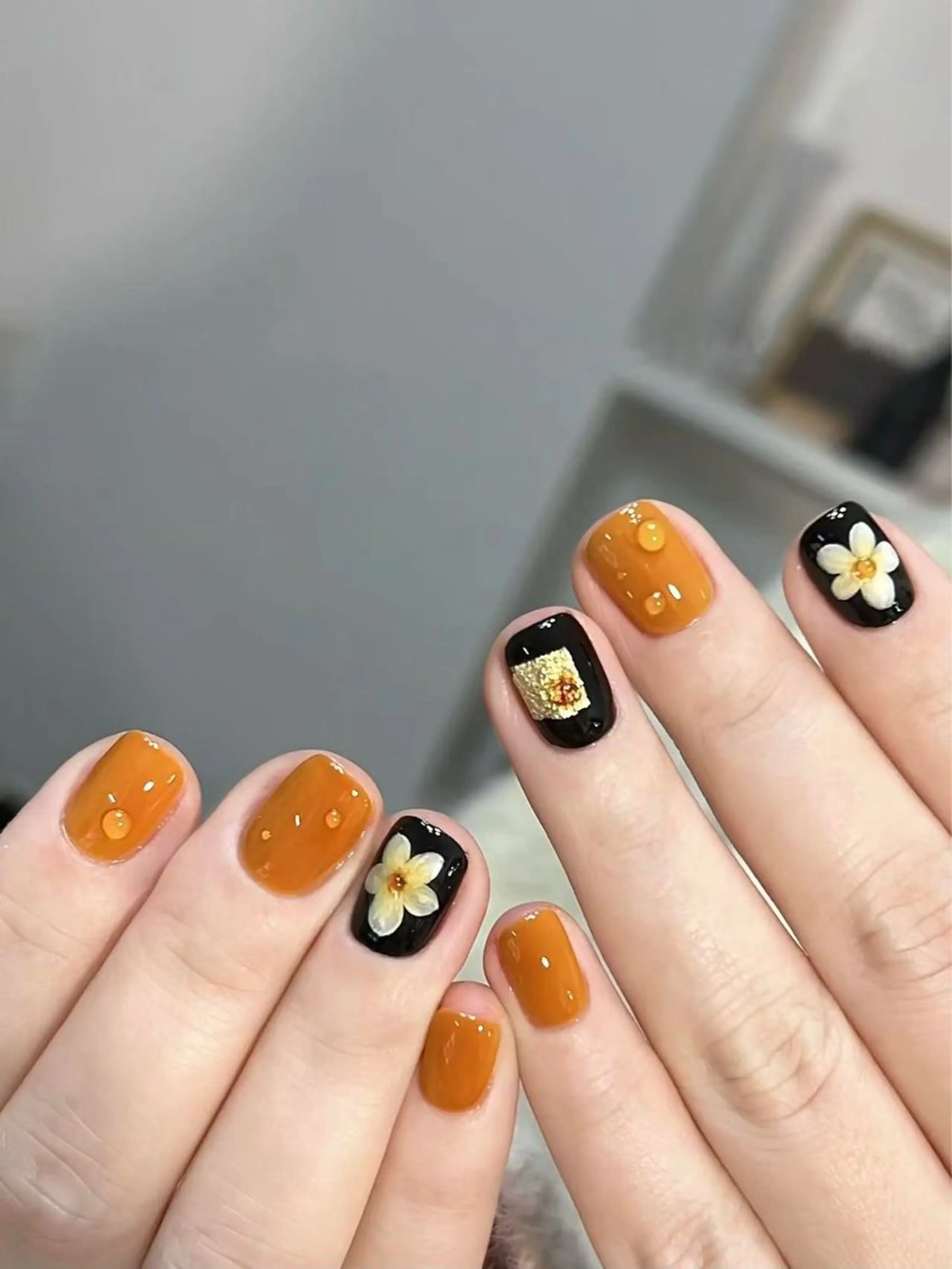 ネイル アートネイル ぷっくりネイル ハンドネイル Emily Garden 六本木のネイルデザイン