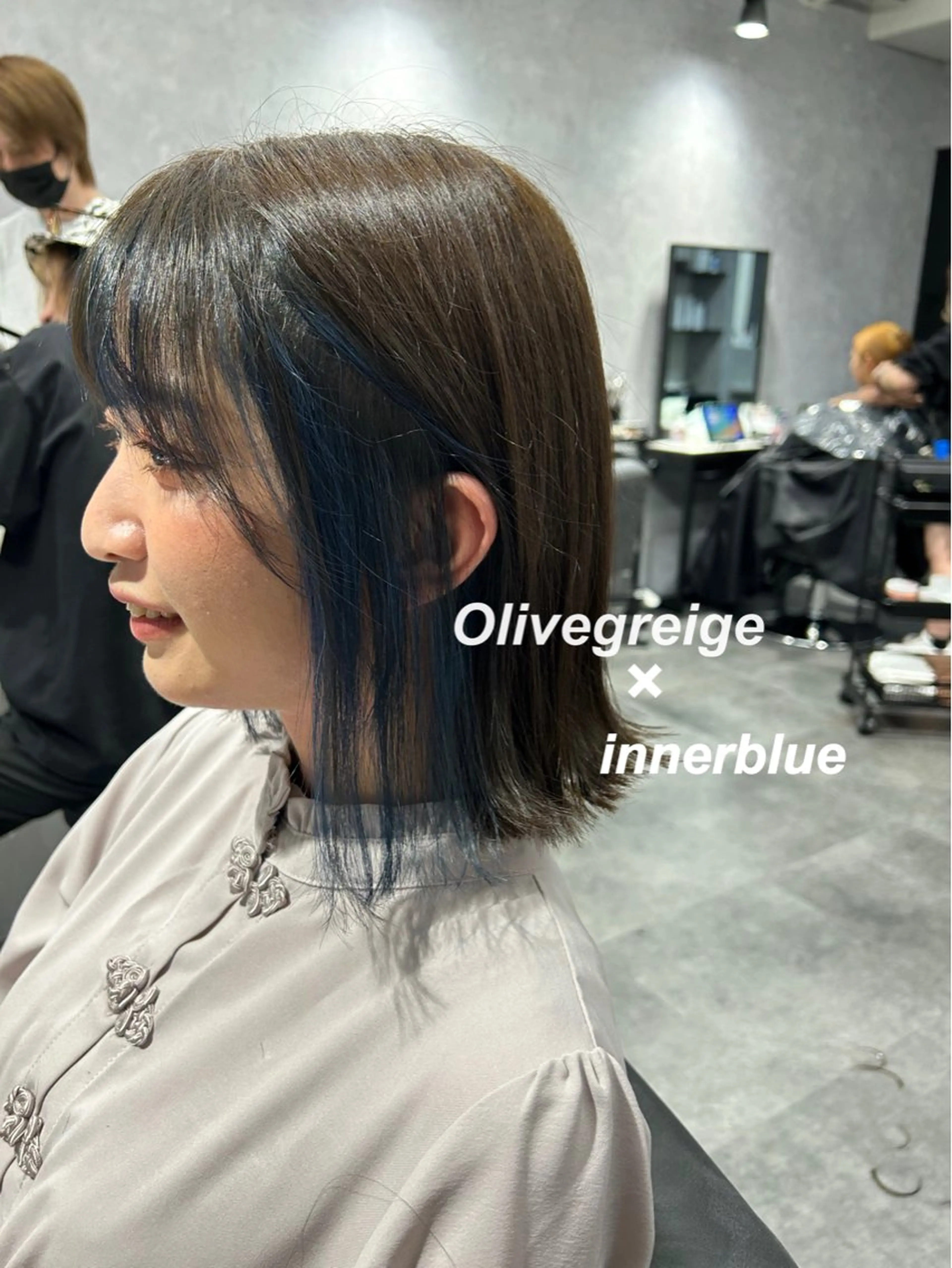 ミディアム カラー ベージュカラー ブルーカラー オリーブベージュ カット ヘアカラー プルエクステ/インナ ーカラー🦊はるなのヘアスタイル