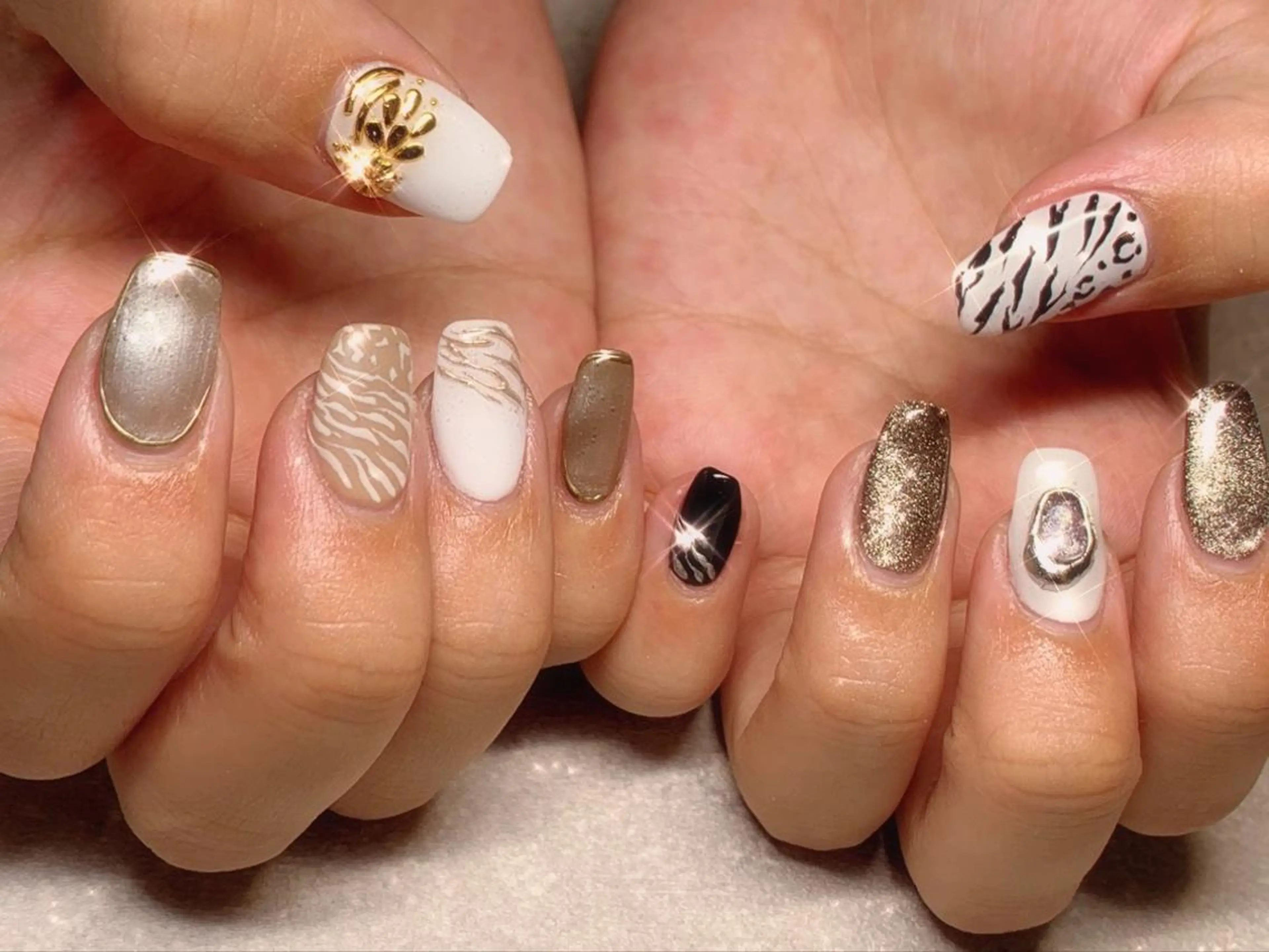 ネイル GULLIG söt GULLIGのネイルデザイン