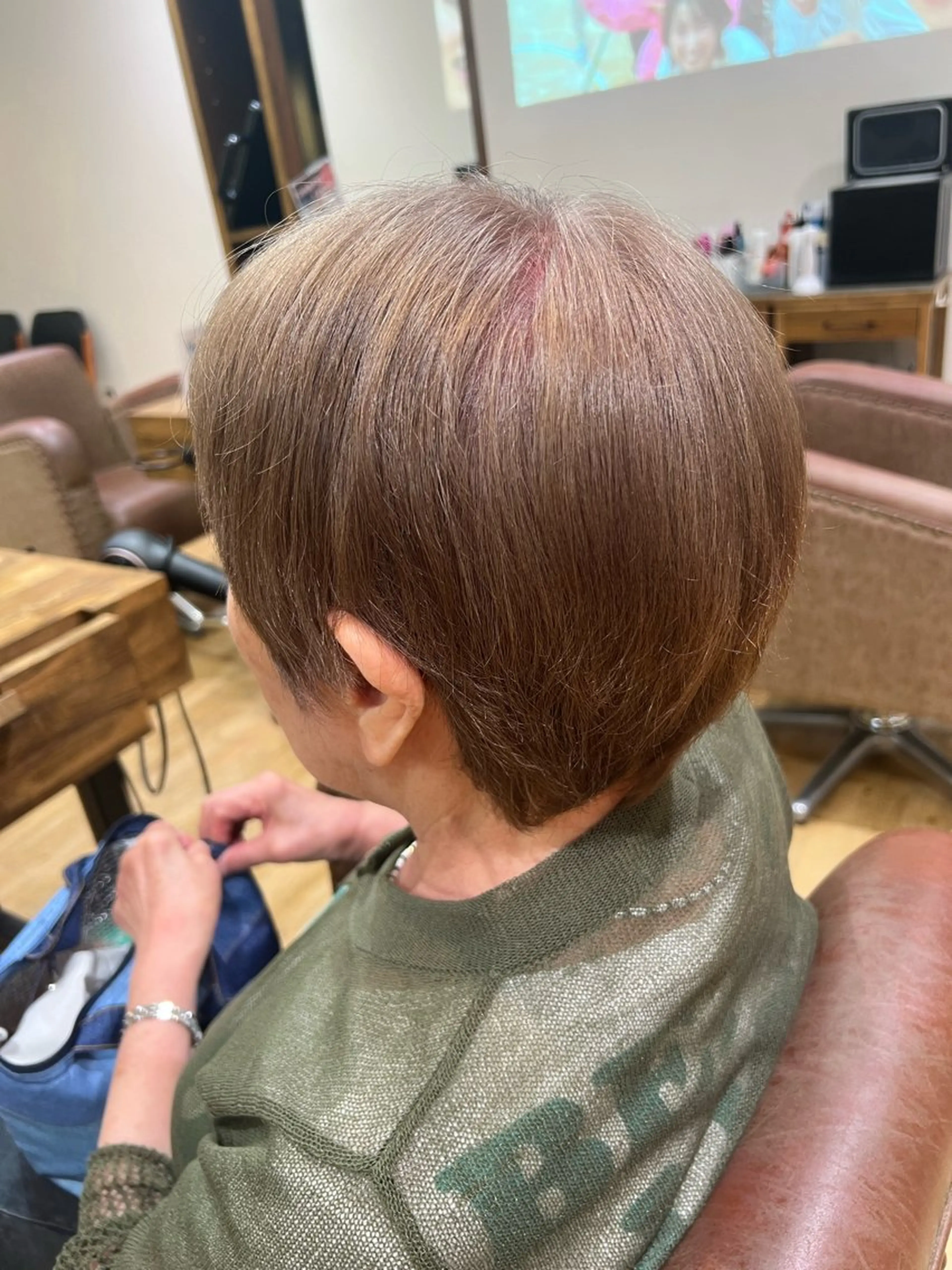 ショート カラー 千葉 菜央 【南柏】のヘアスタイル