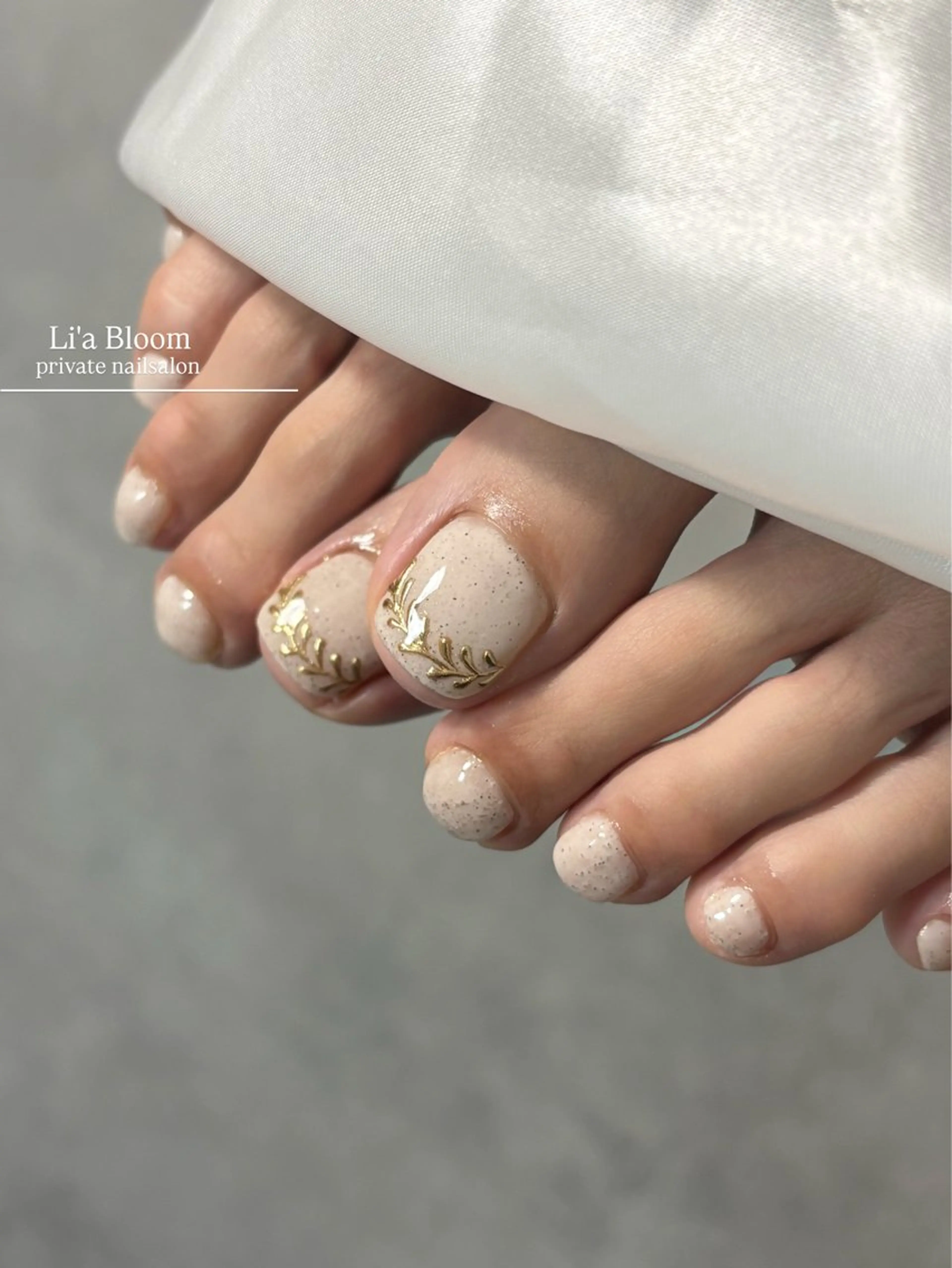 ネイル フットネイル Li'a Bloom所属・🦋🤍 madoka🤍のネイルデザイン