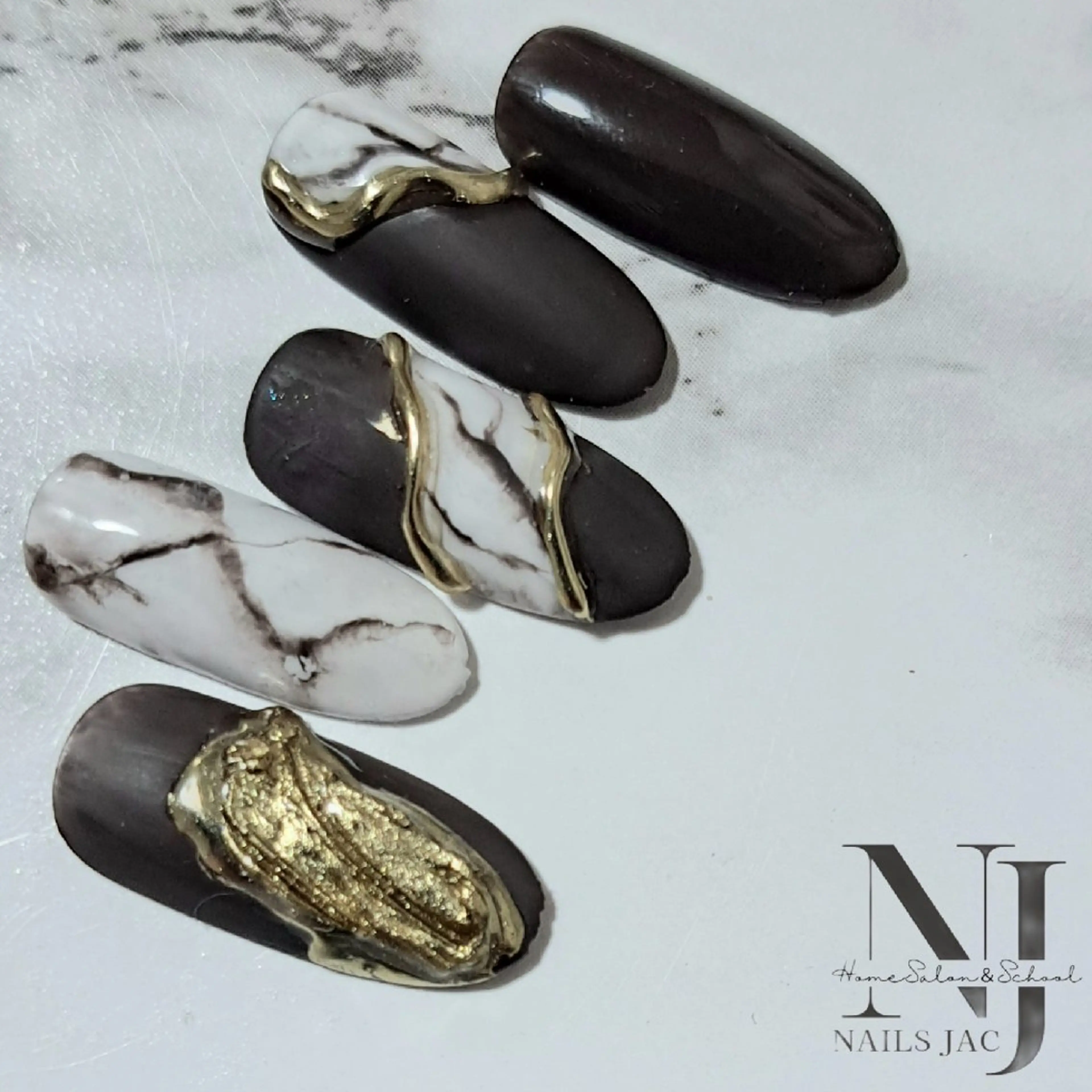 ネイル 大理石ネイル(マーブル) ハンドネイル 島屋 千奈美のネイルデザイン