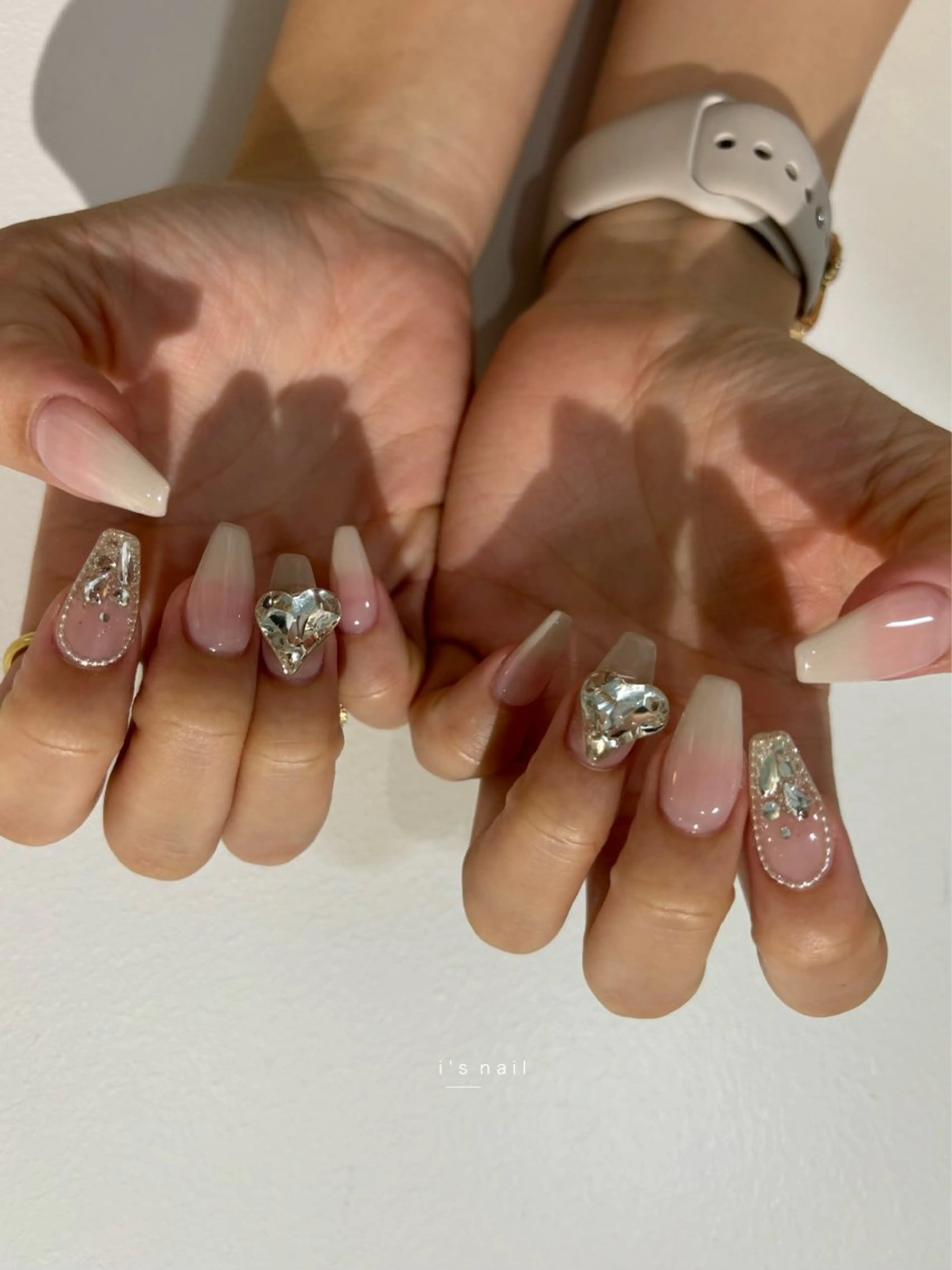 ネイル アートネイル ジェルネイル i's nail 〈アイズネイル〉のネイルデザイン