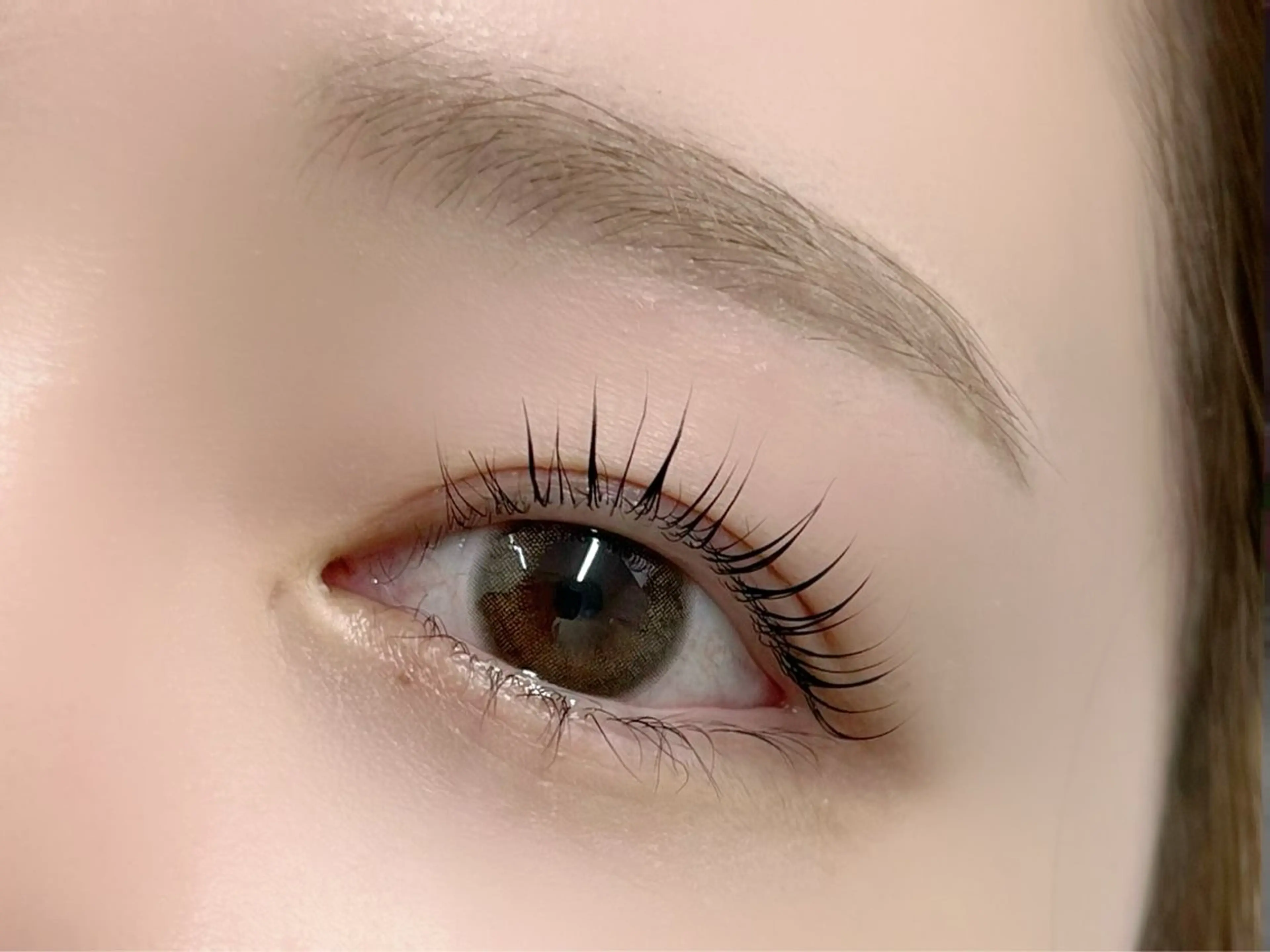 マツエク・マツパ Cheri所属・きし かりんの眉毛・アイブロウイメージ