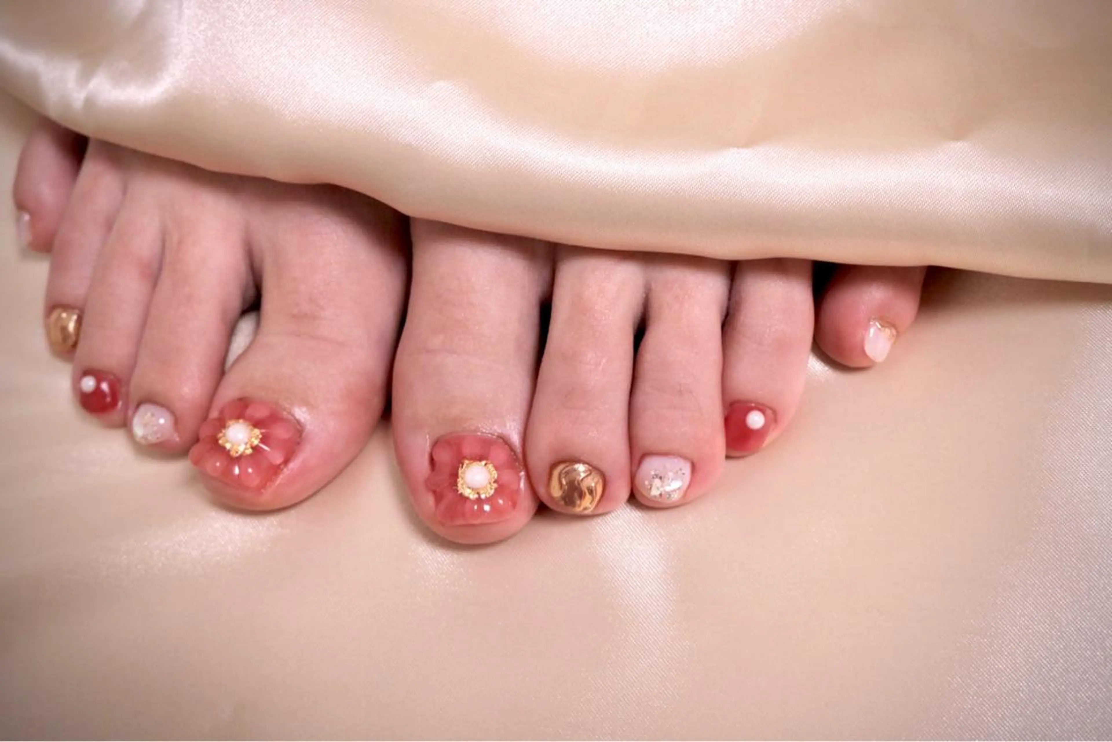 ネイル フットネイル MH Nailのネイルデザイン