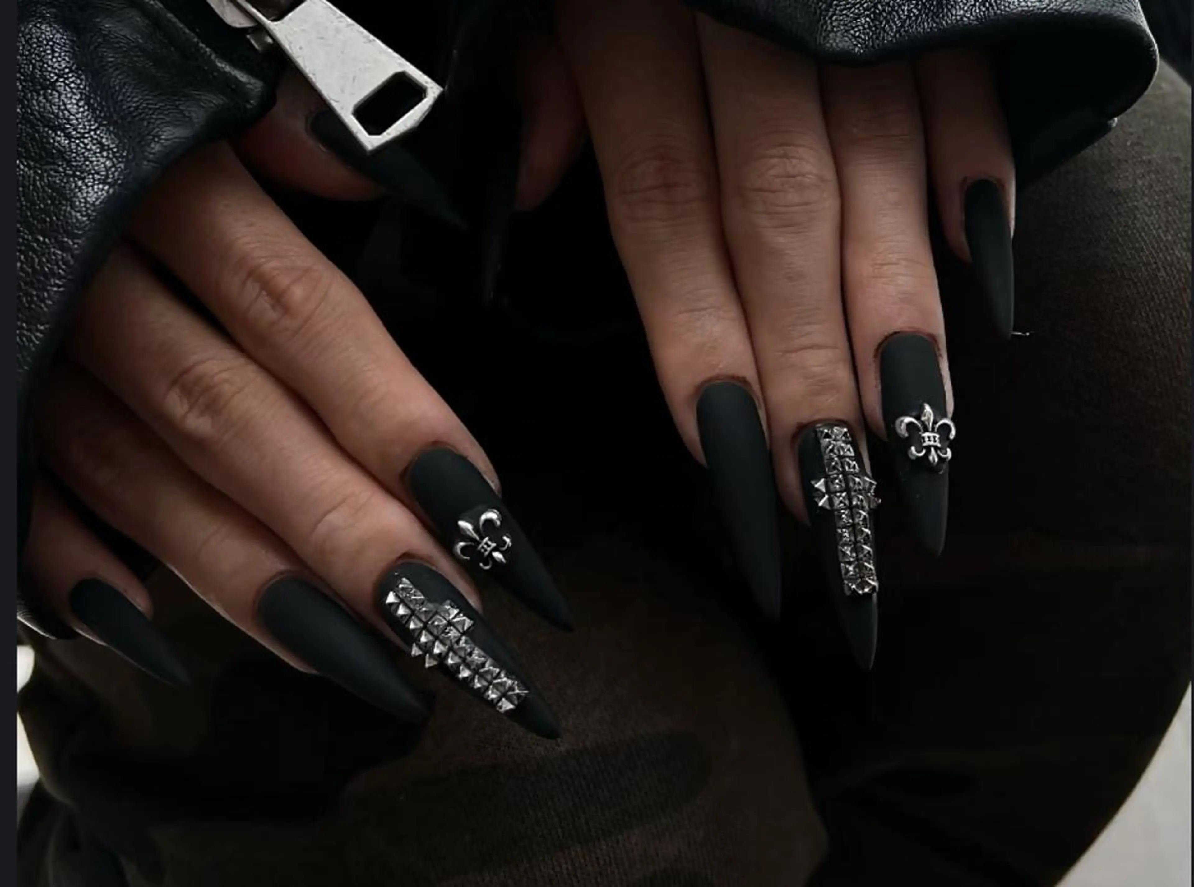 ネイル ハンドネイル Pure&Rich Nailのネイルデザイン