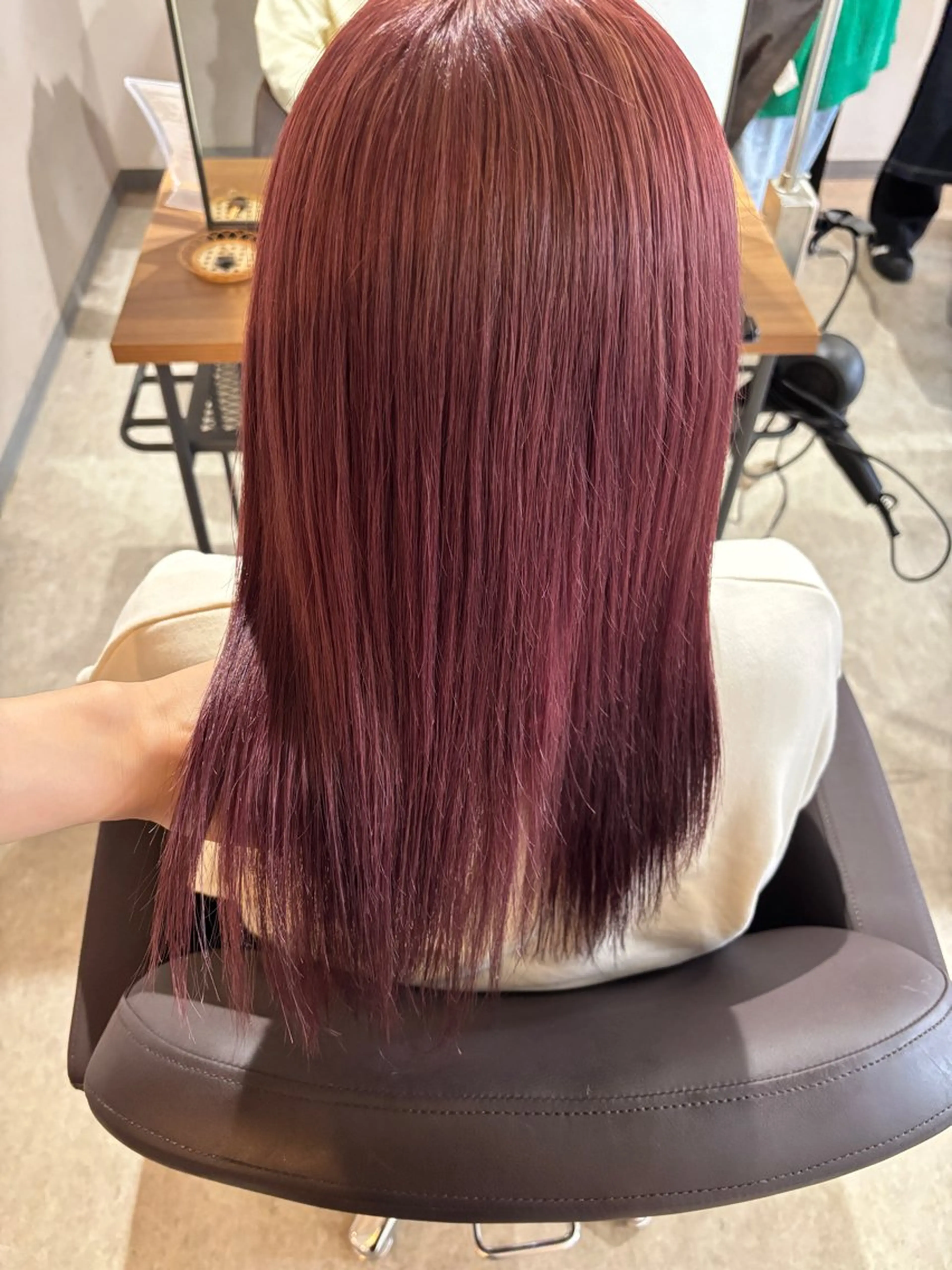 セミロング カラー ヘアカラー トリートメント ブリーチカラー🤍 髪質改善🌟のヘアスタイル