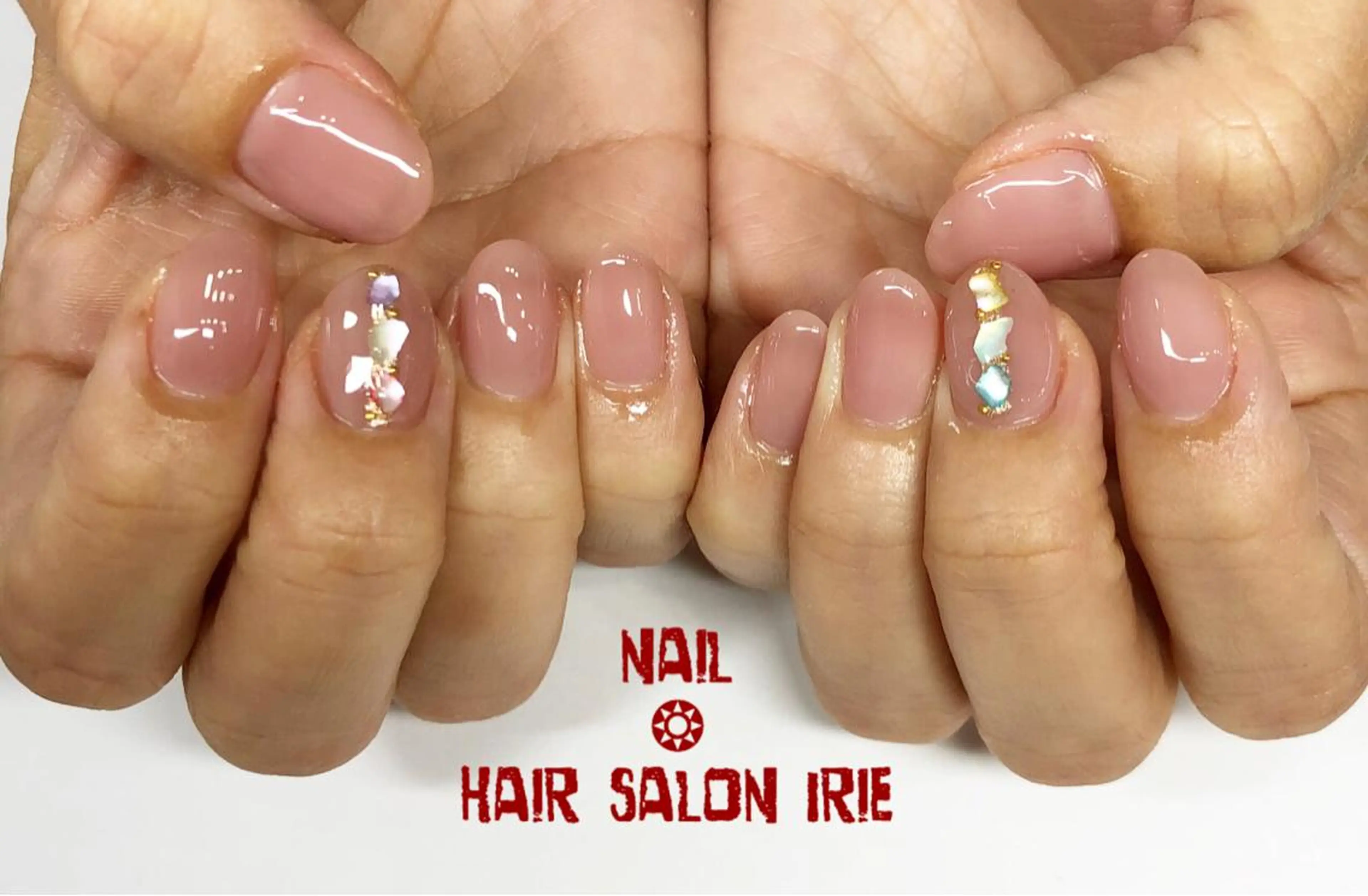 ネイル Hair salon Irie所属・與儀 知佳のネイルデザイン