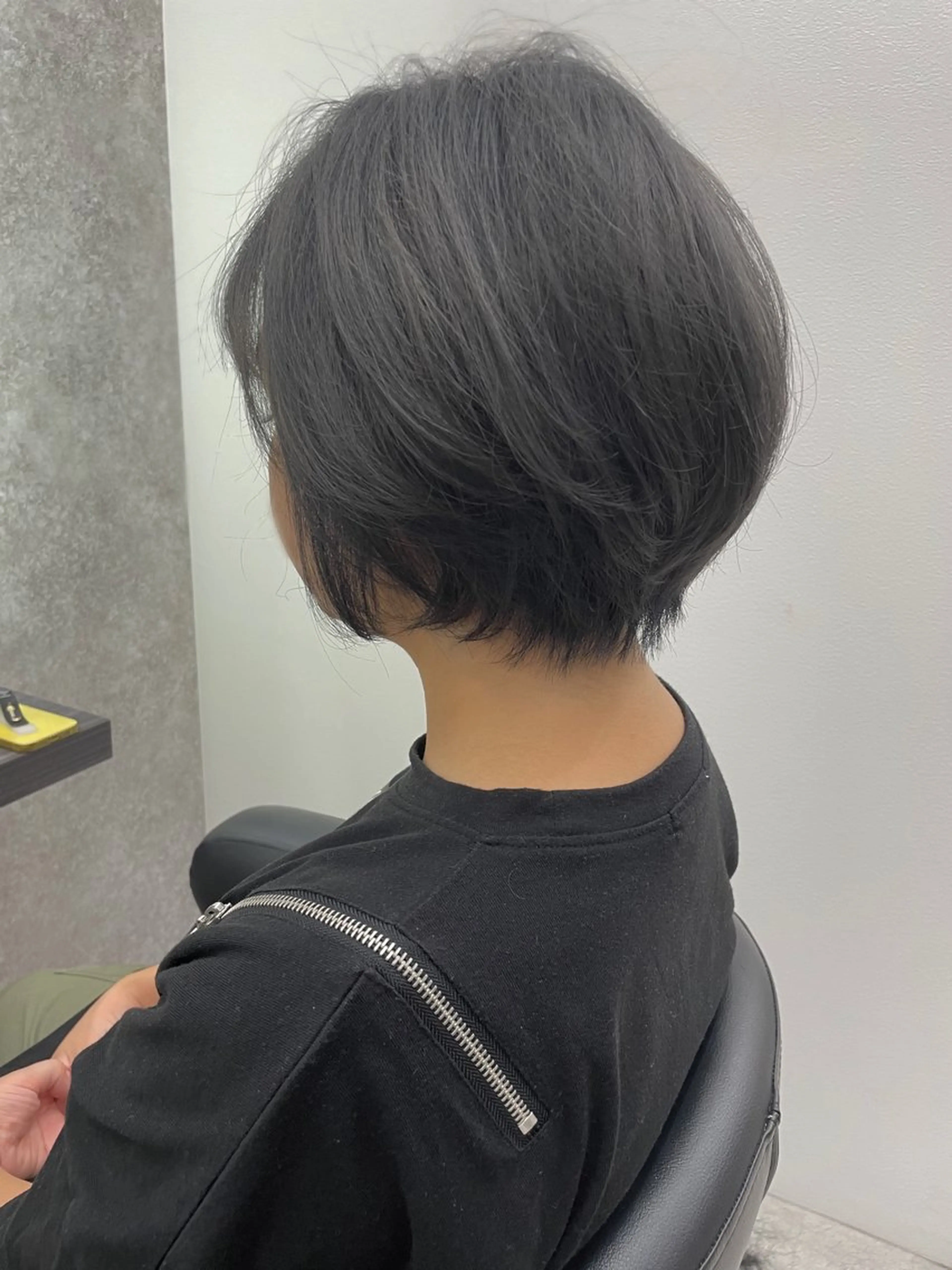 ショート ショートヘア カット 新村 華奈絵のヘアスタイル