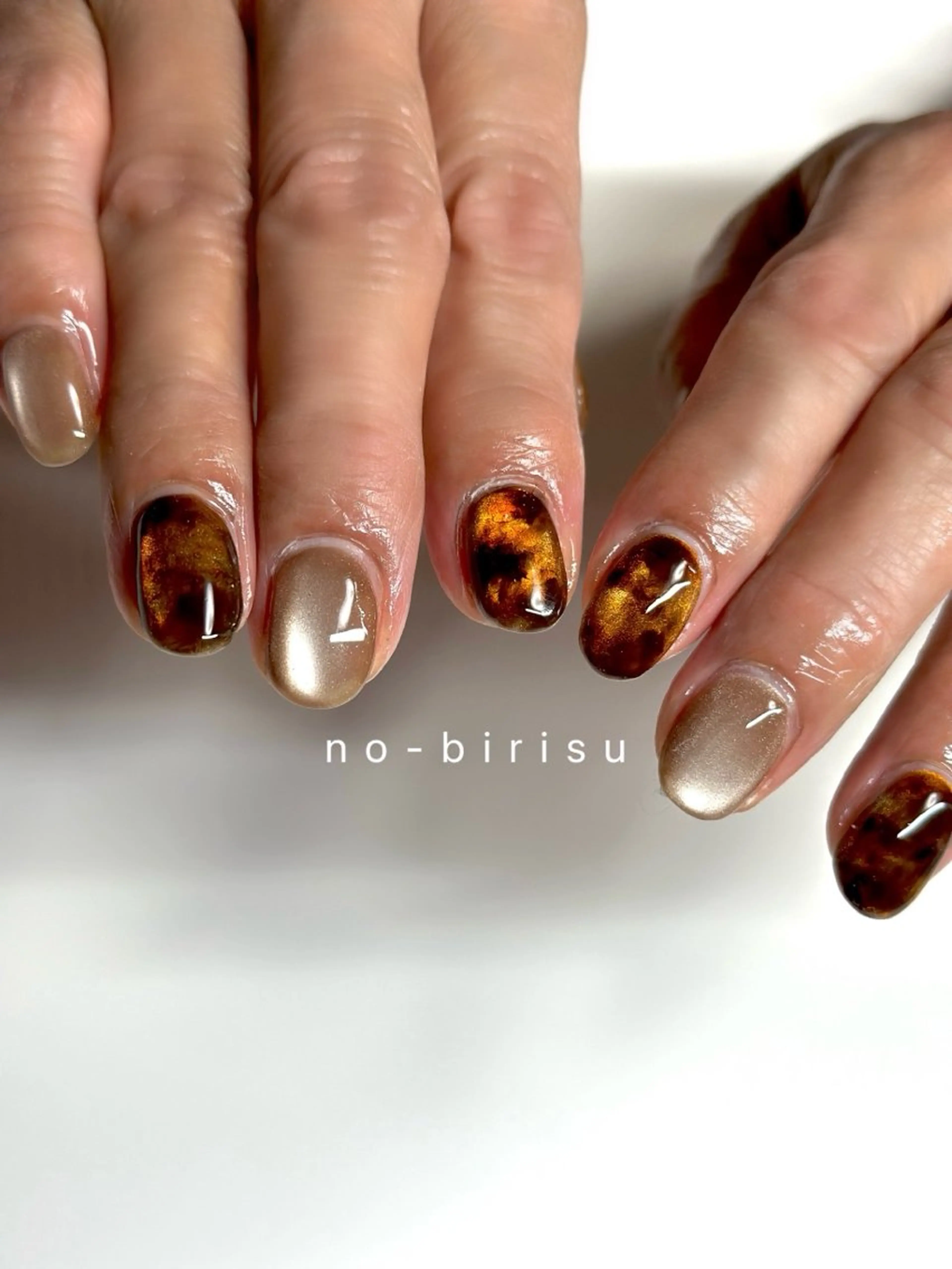 ネイル ワンカラーネイル ハンドネイル no-birisu nailのネイルデザイン