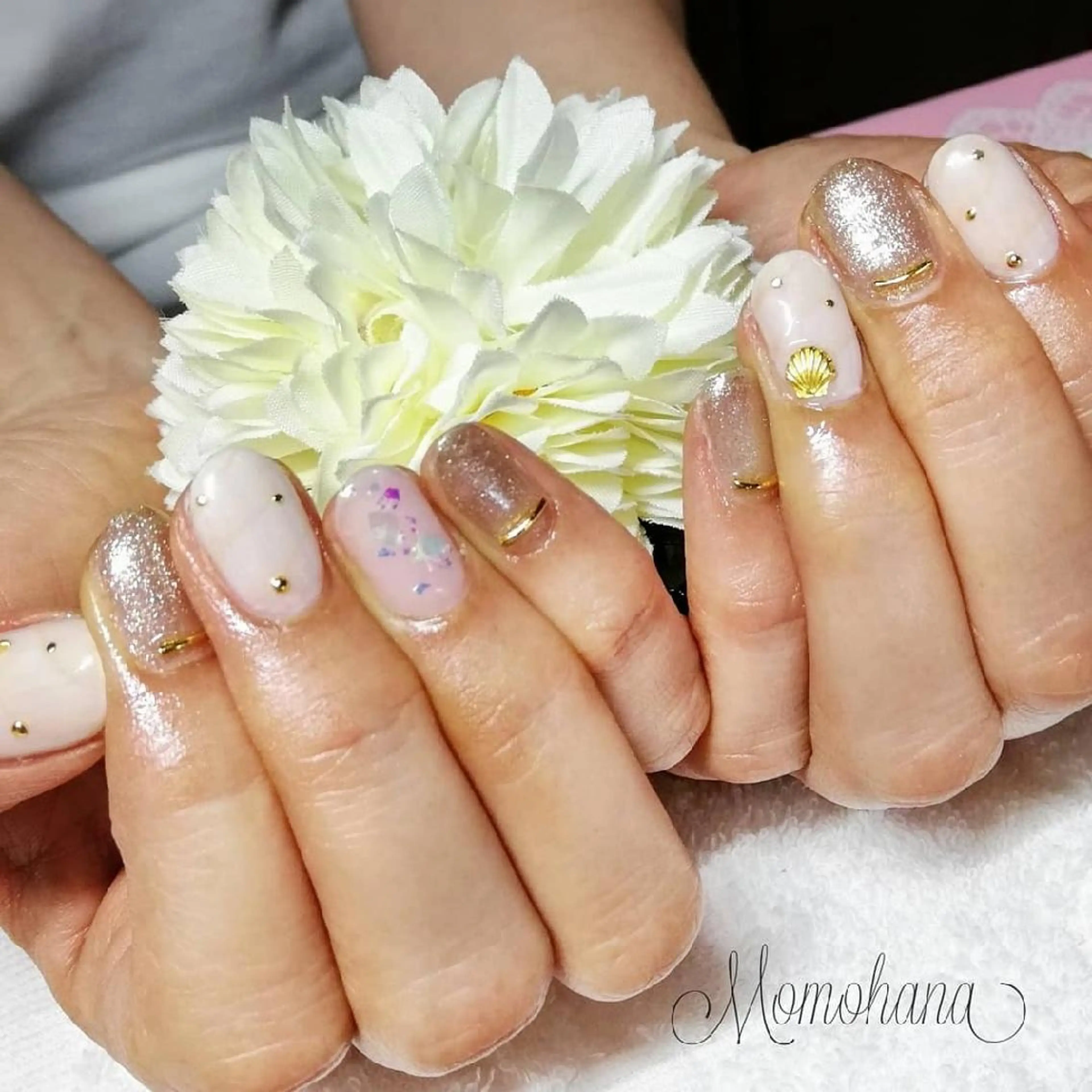 ネイル momohana  のネイルデザイン