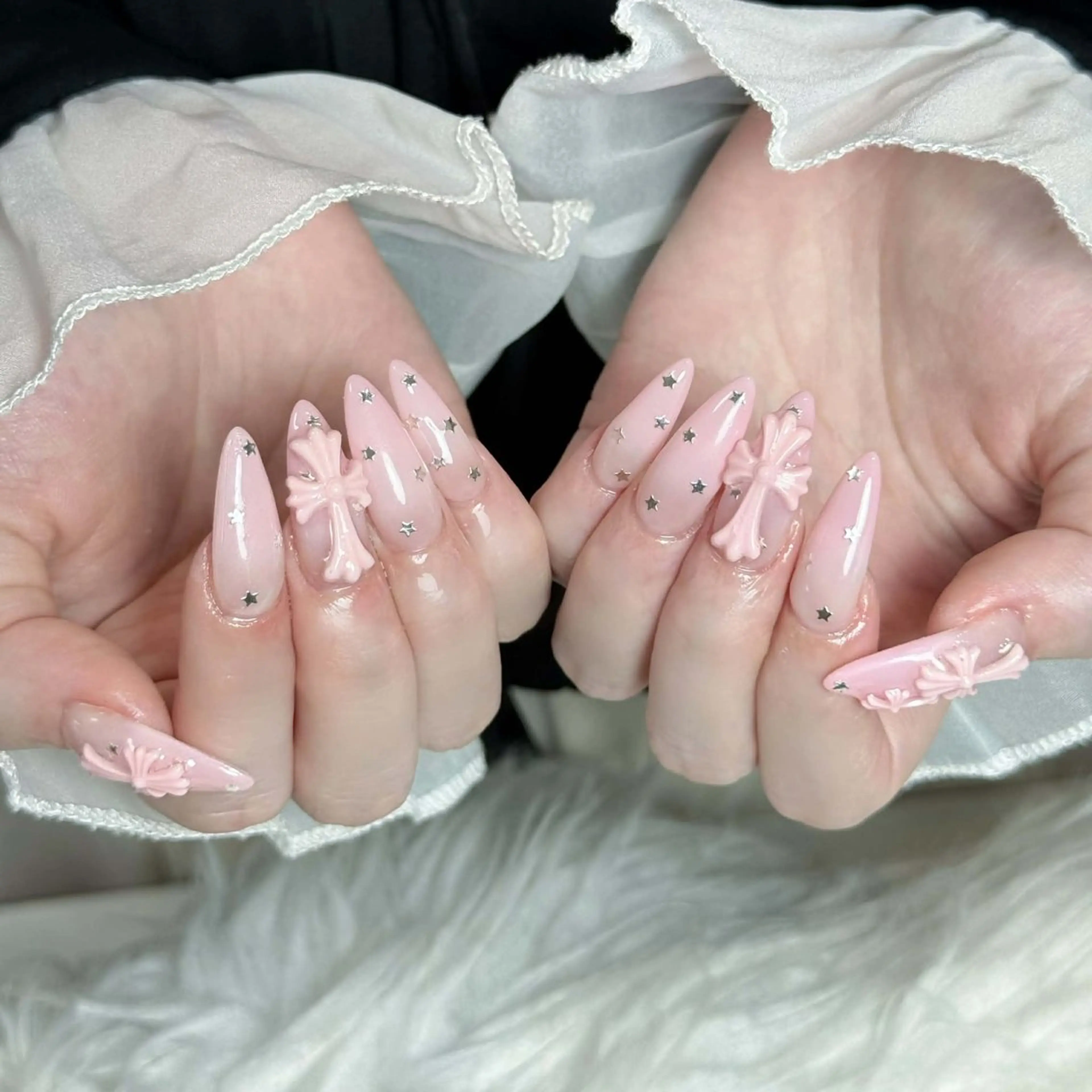 ネイル オーロラネイル ボルドー ブラウン 氷ネイル・うるうるネイル キラキラネイル ハンドネイル Julli ジュリのネイルデザイン