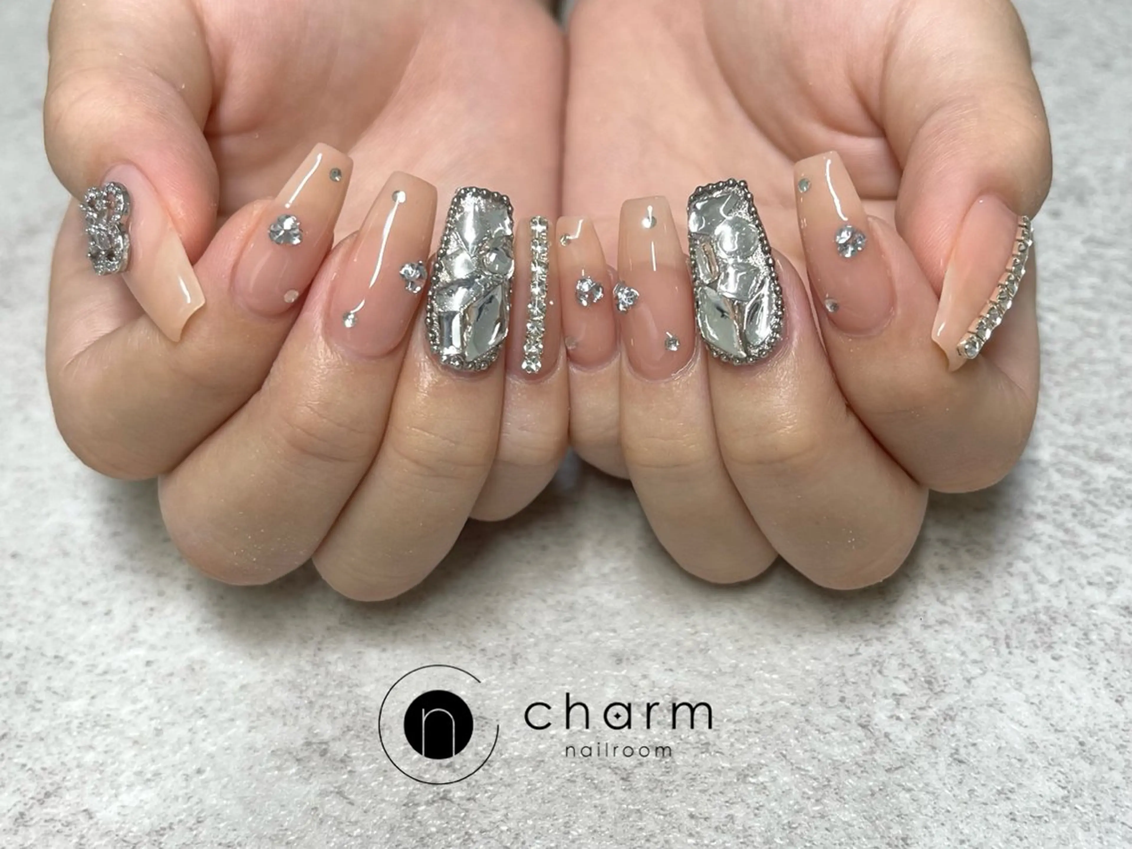 ネイル ハンドネイル nailroom  charm所属・ネイルルーム チャームのネイルデザイン