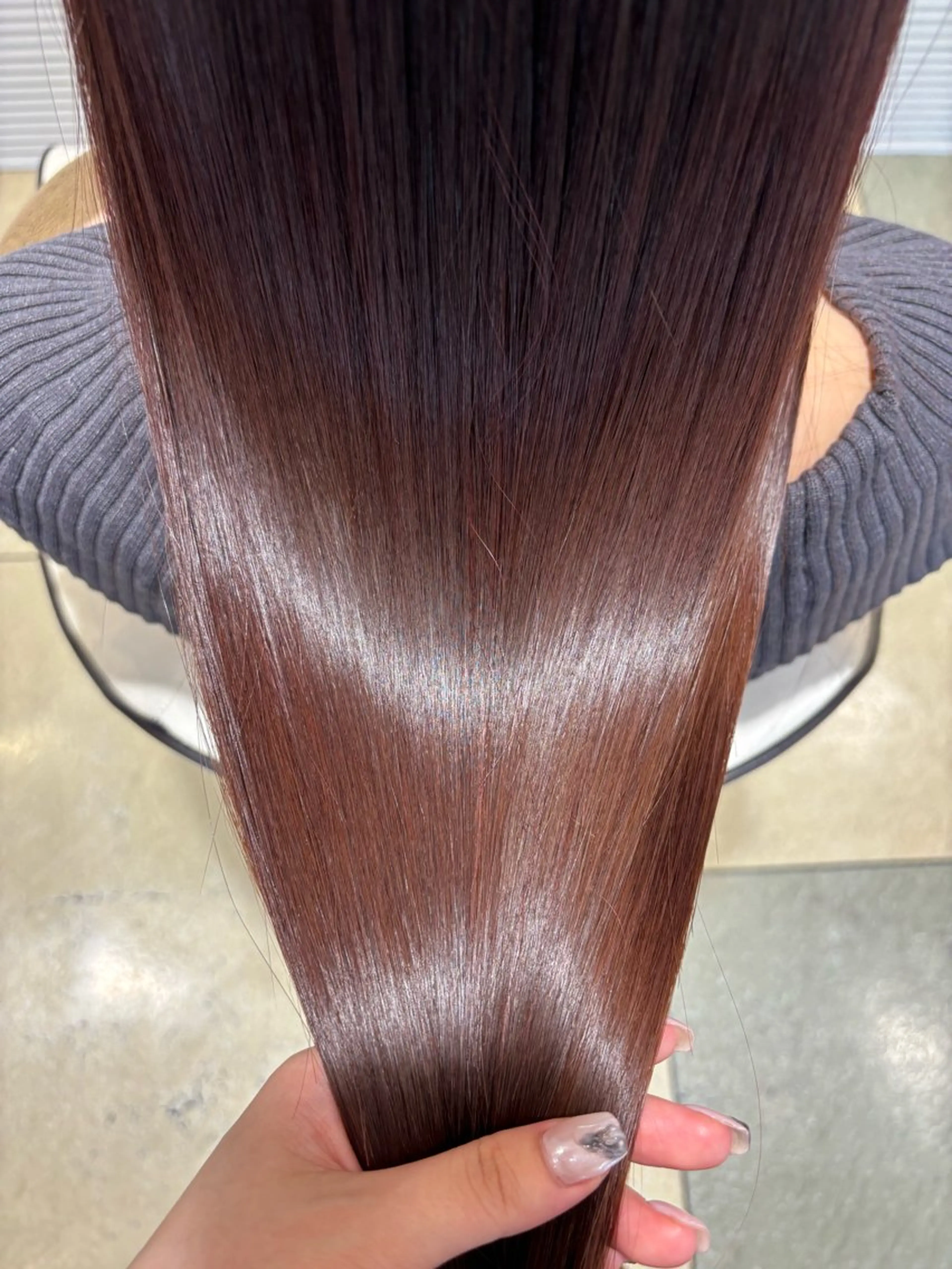 ロング カラー ケアカラー 髪質改善 ロング トリートメント ヘアカラー トリートメント 透明感カラー/ くびれヘア/ユウユのヘアスタイル