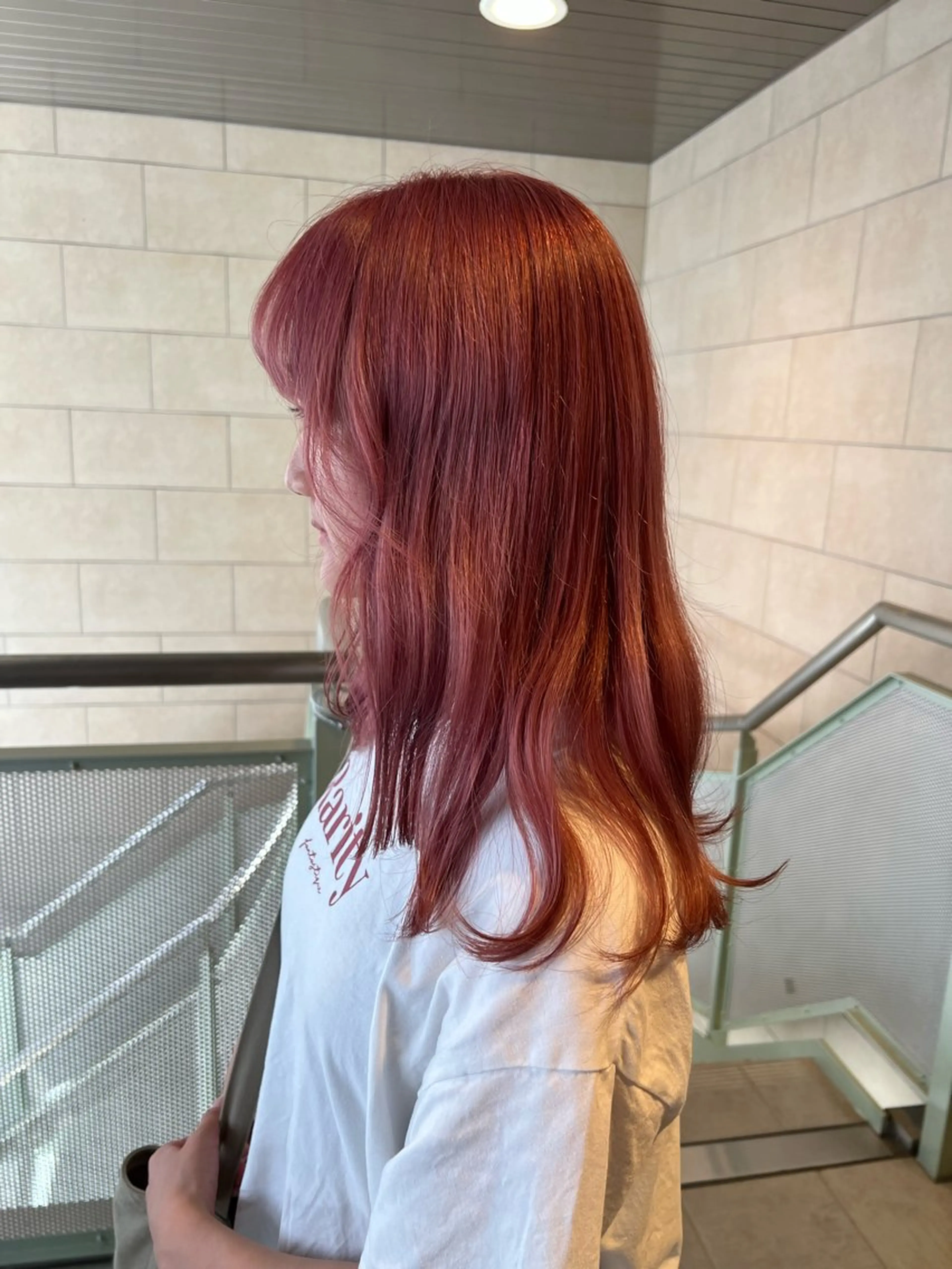 カラー 久永 菫のヘアスタイル