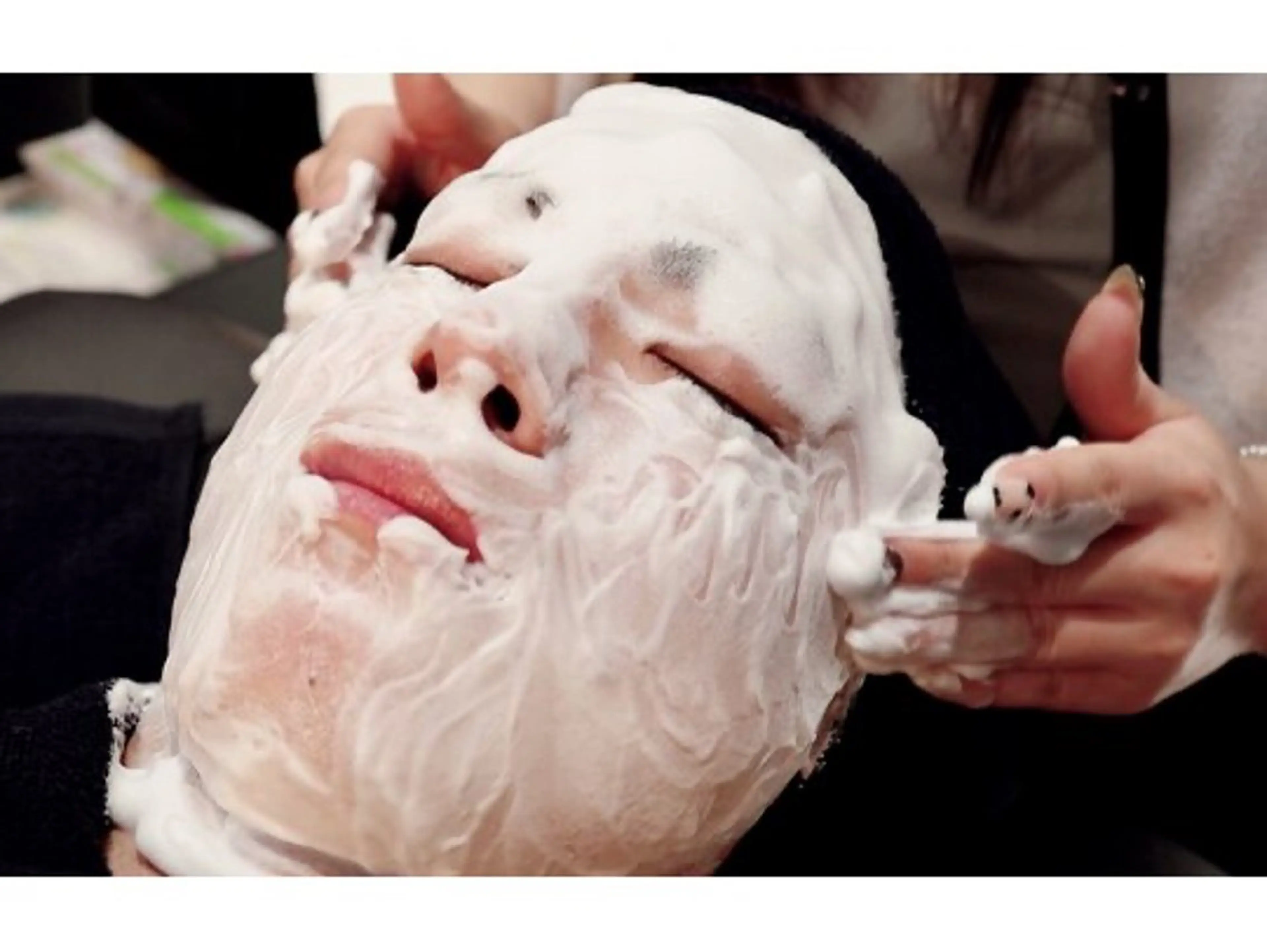 【無料モデル】眉毛ワックス脱毛（メンズ限定）＋メンズフェイシャルエステの写真