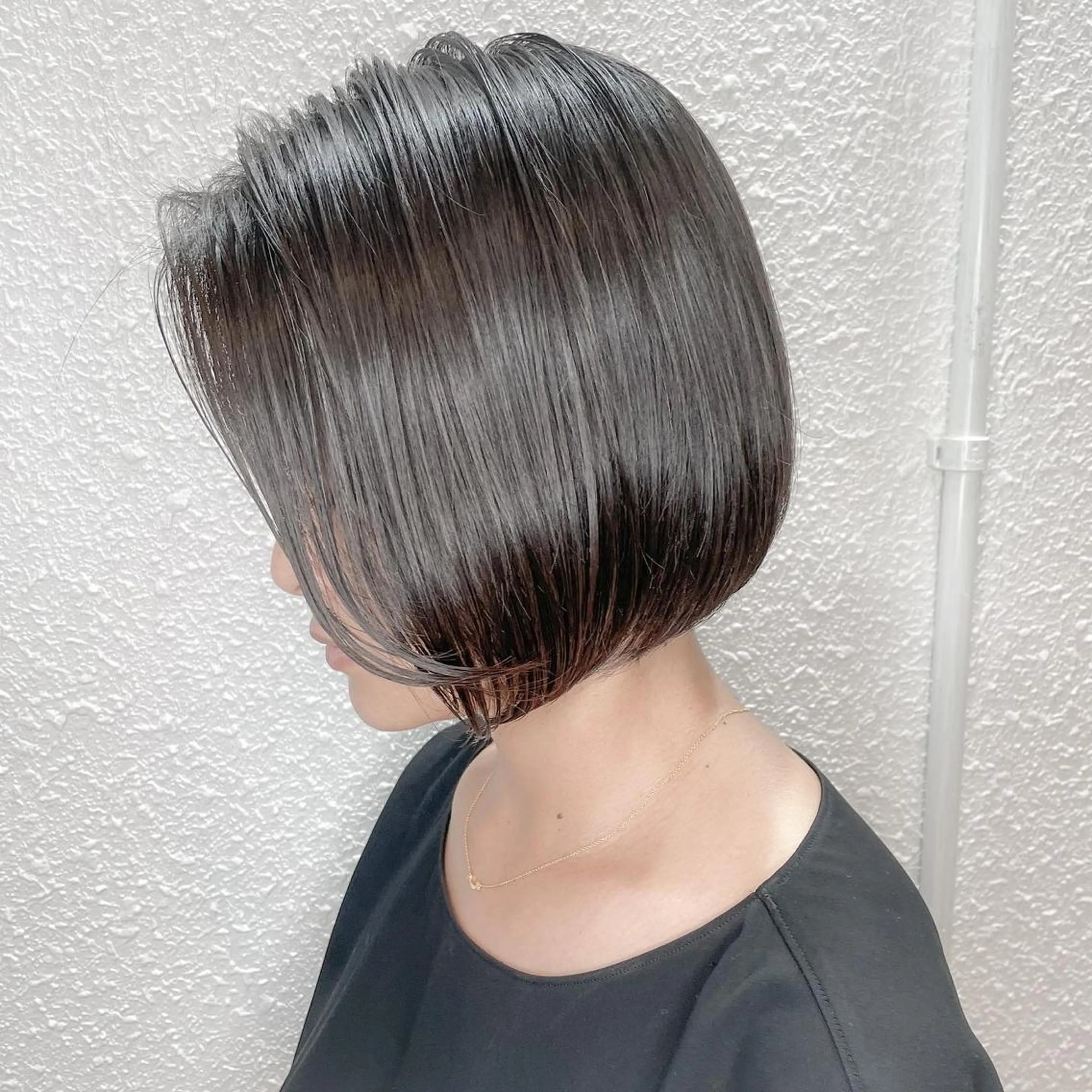 ショート ボブ 顔周りカット 小顔カット Monica所属・ボブ専門店 中島規寿のヘアスタイル