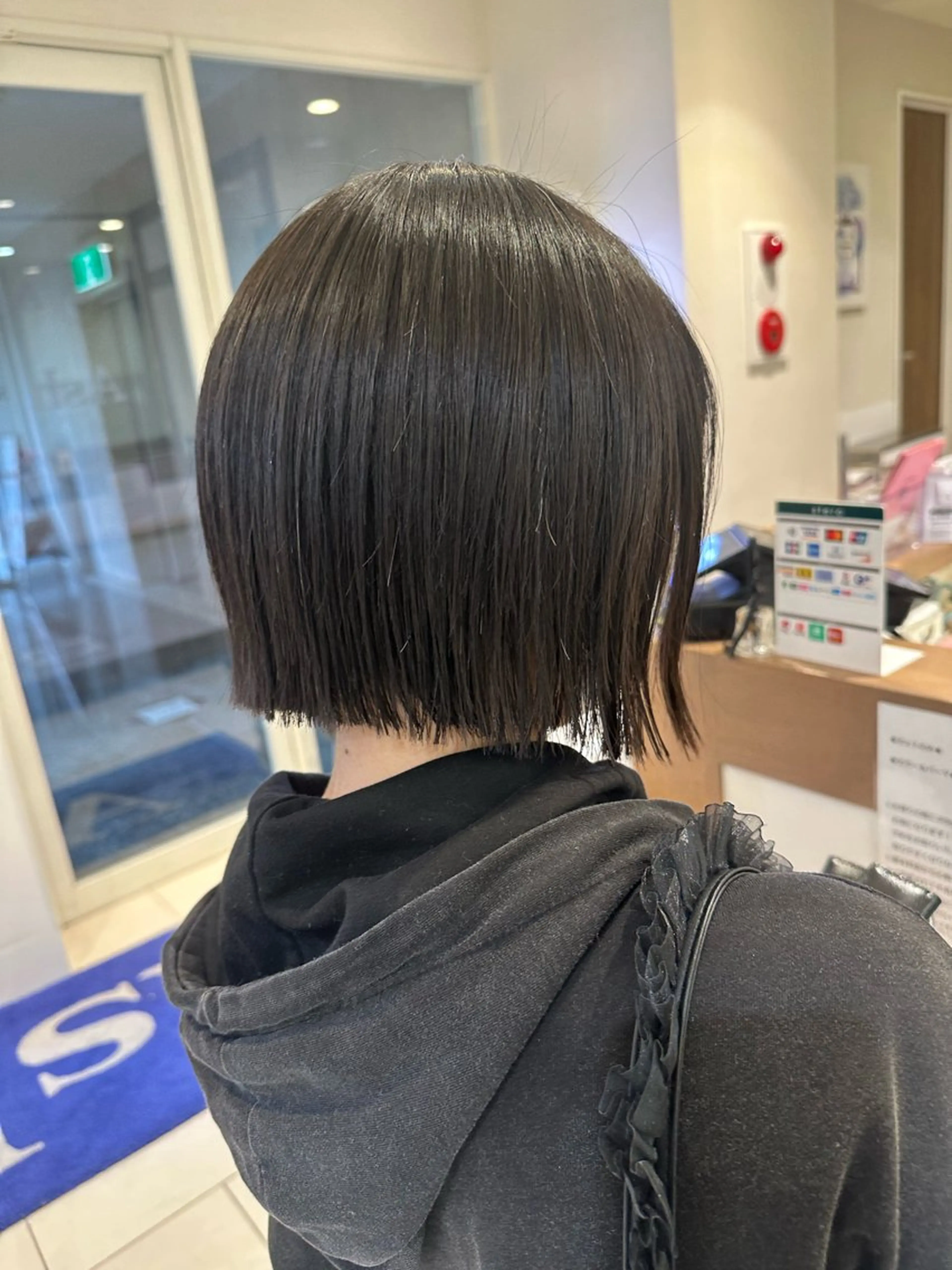 ミディアム ボブ カット 田畑 あやののヘアスタイル