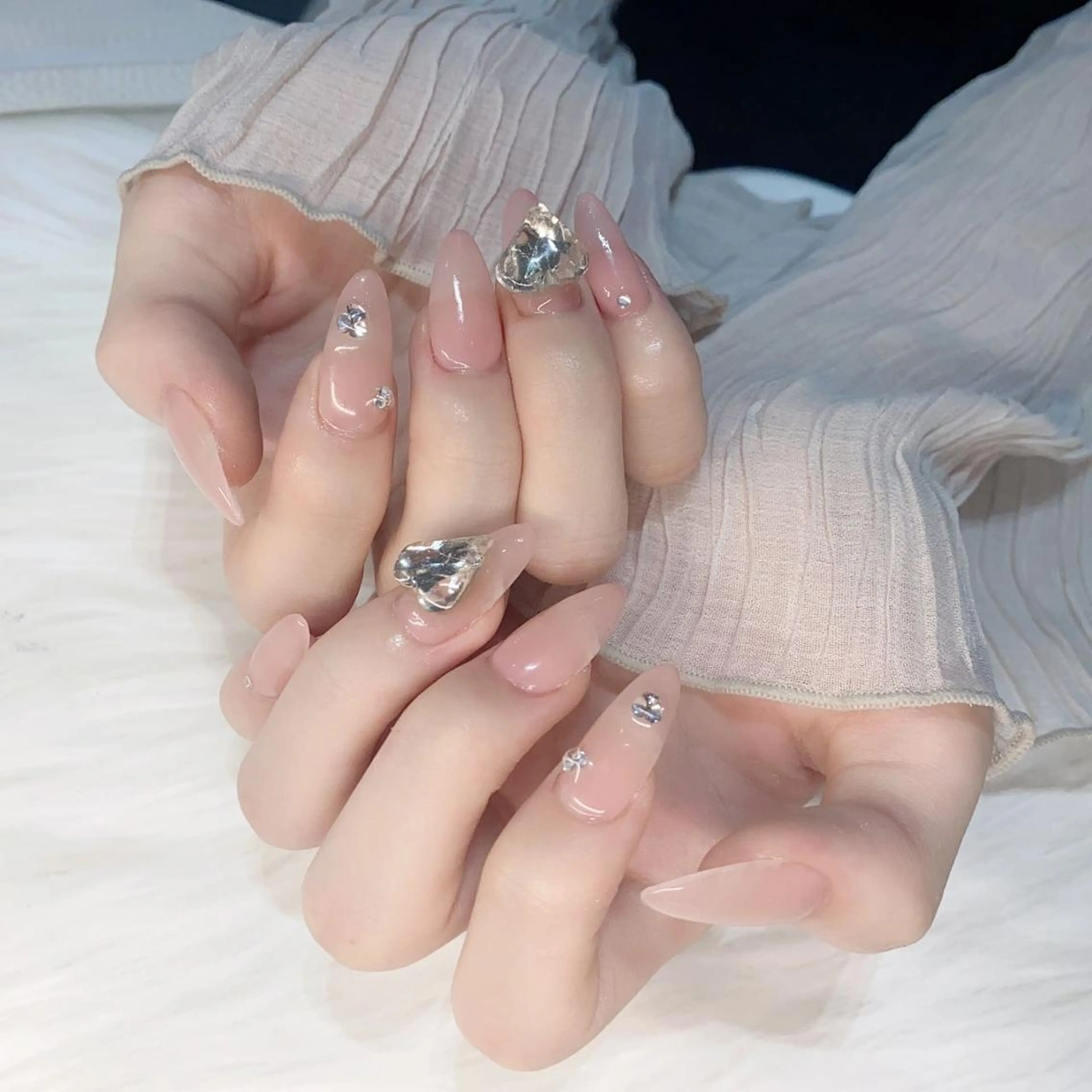 ネイル 長さ出し ネイルチップ Queens テイのネイルデザイン