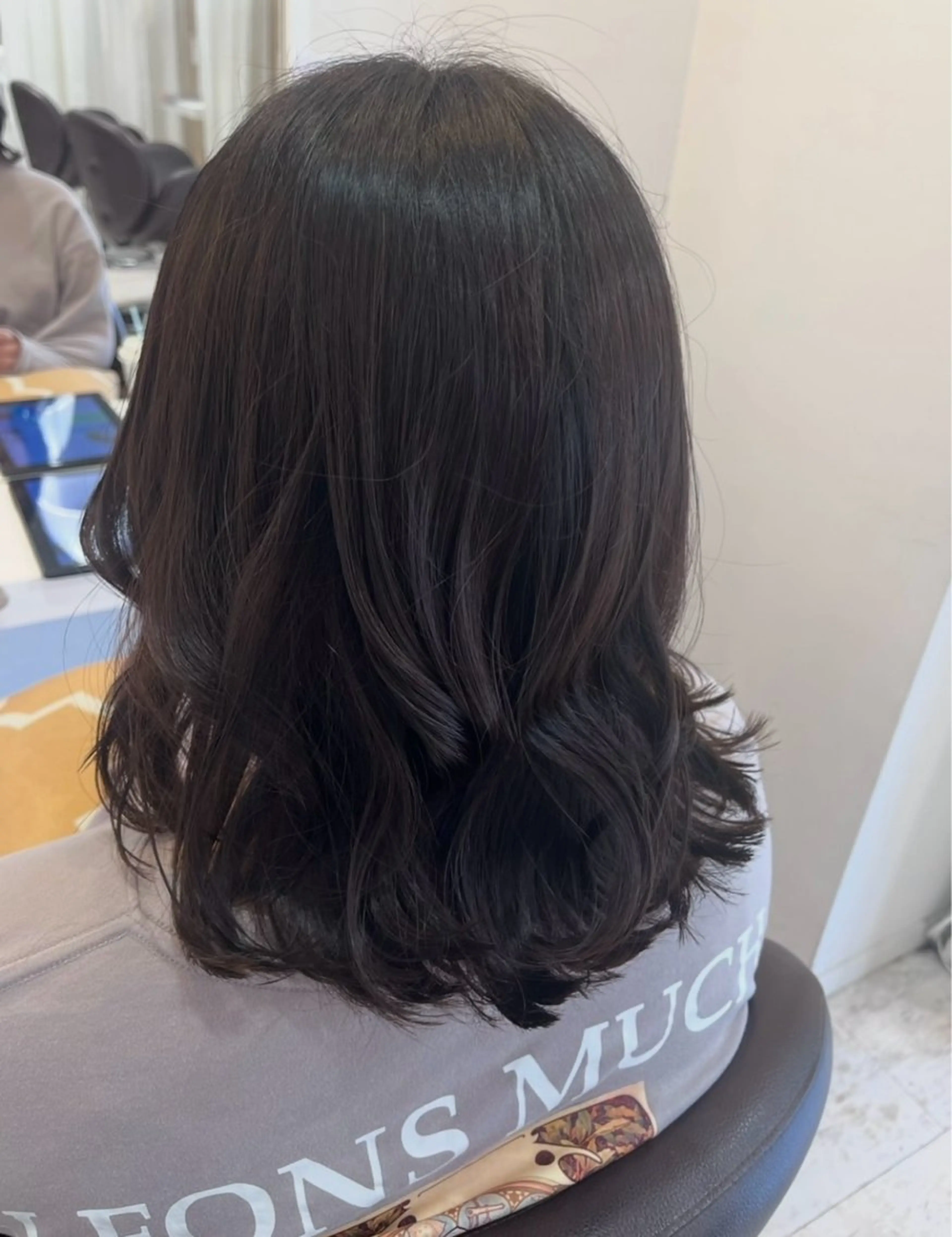 ツヤ感アップ✨ツヤカラー+ 疲れを流すご褒美スパ🌿（5分）白髪染め🆗¥9130→¥2000の写真