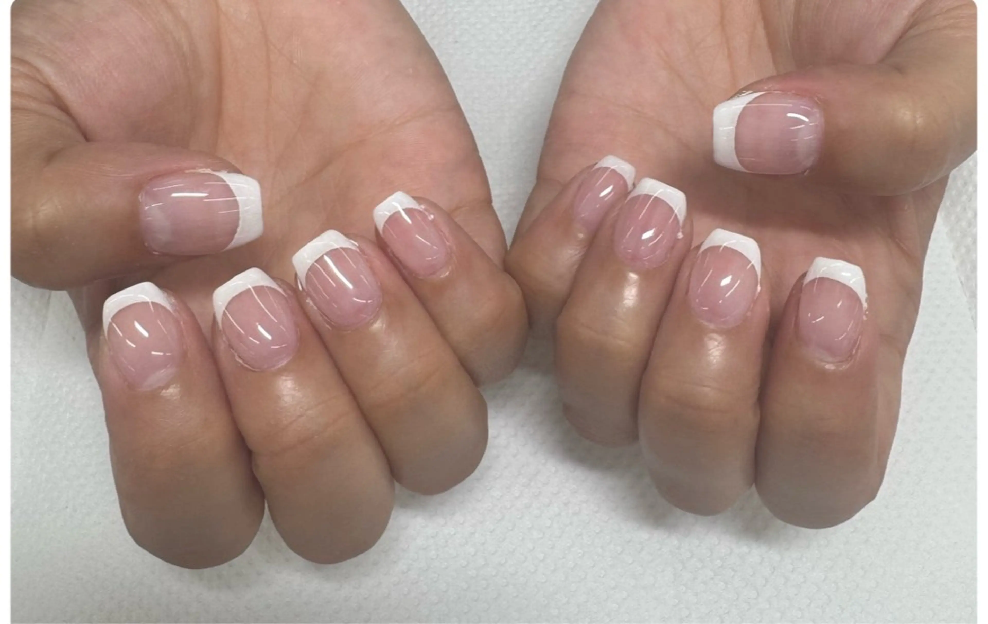 ネイル フレンチネイル ハンドネイル 【MAXKELLY】 Shiotaのネイルデザイン