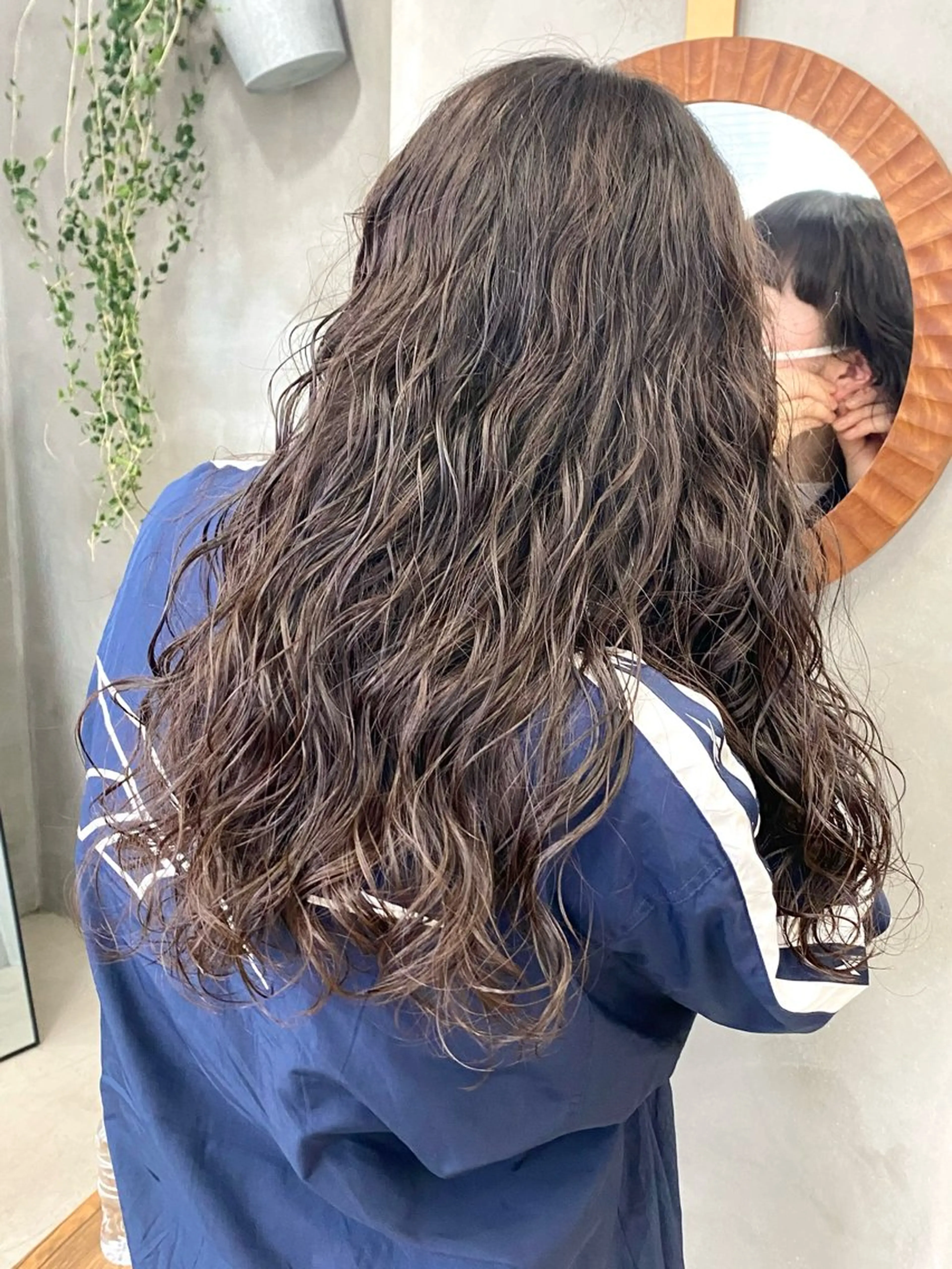 ロング パーマ ロング スパイラルパーマ カット ヘアカラー パーマ トリートメント tetohair 森田浩平のヘアスタイル