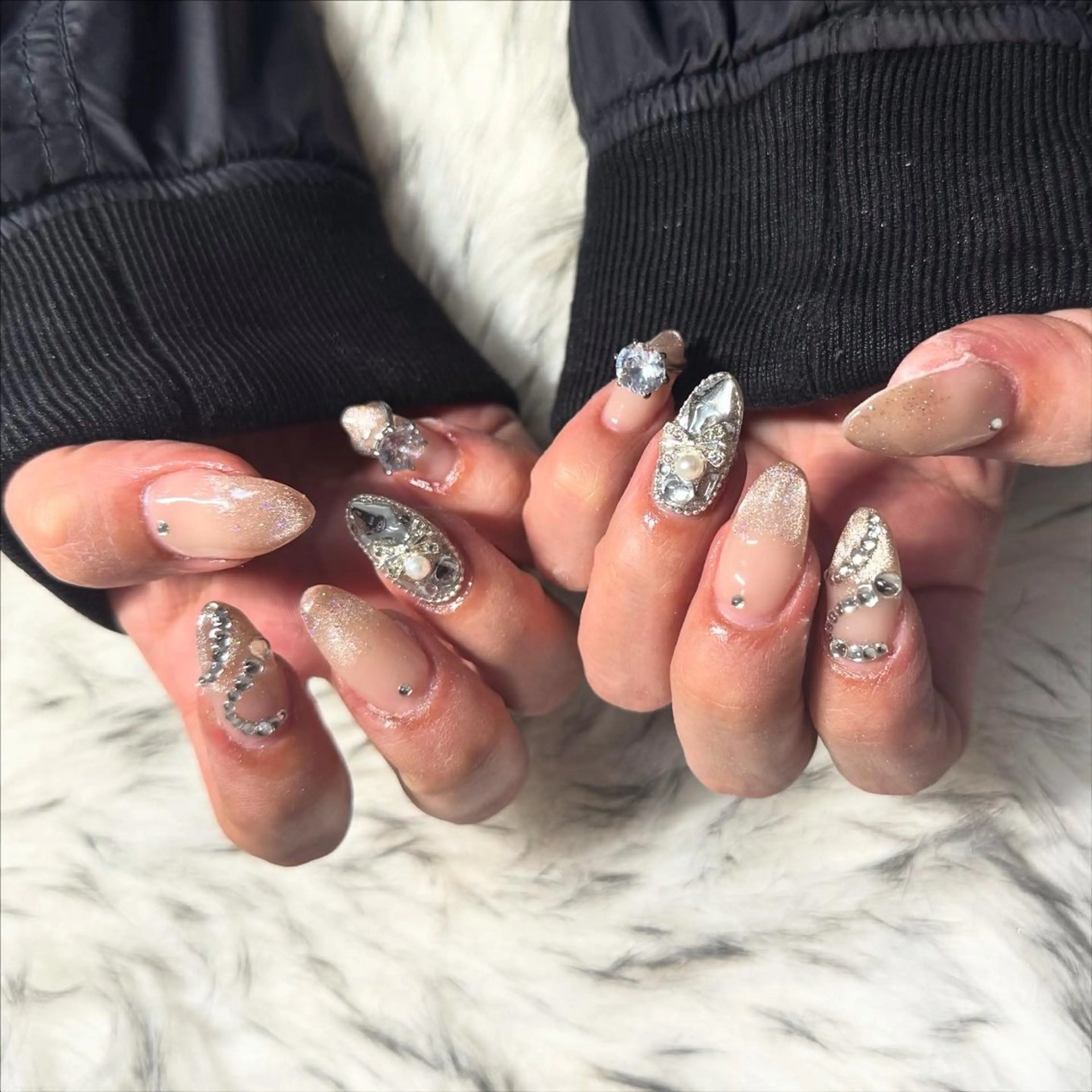 ロング ハンドネイル mao .のネイルデザイン