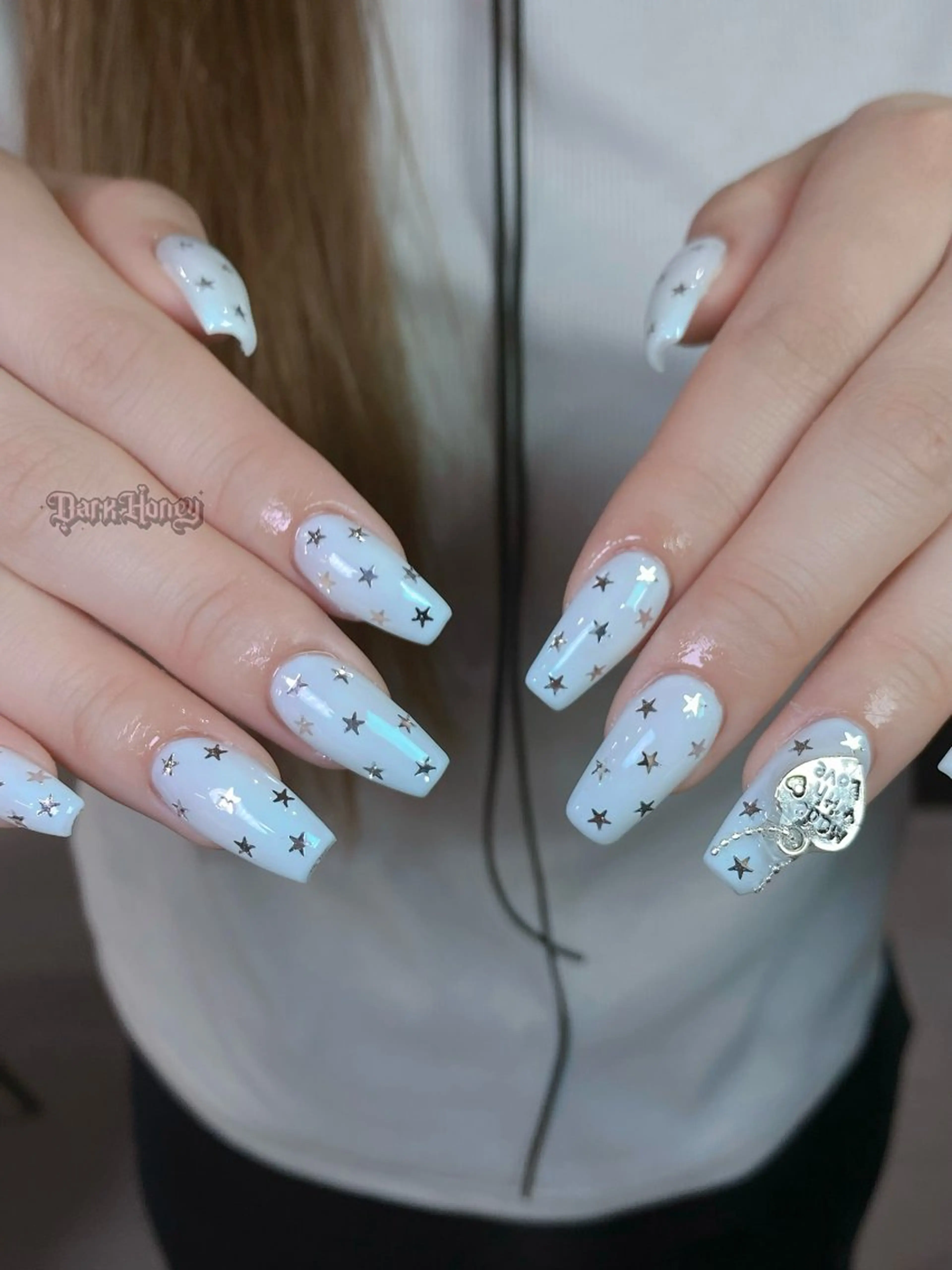 ネイル ハンドネイル Dark honey スカルプ専門原宿店のネイルデザイン