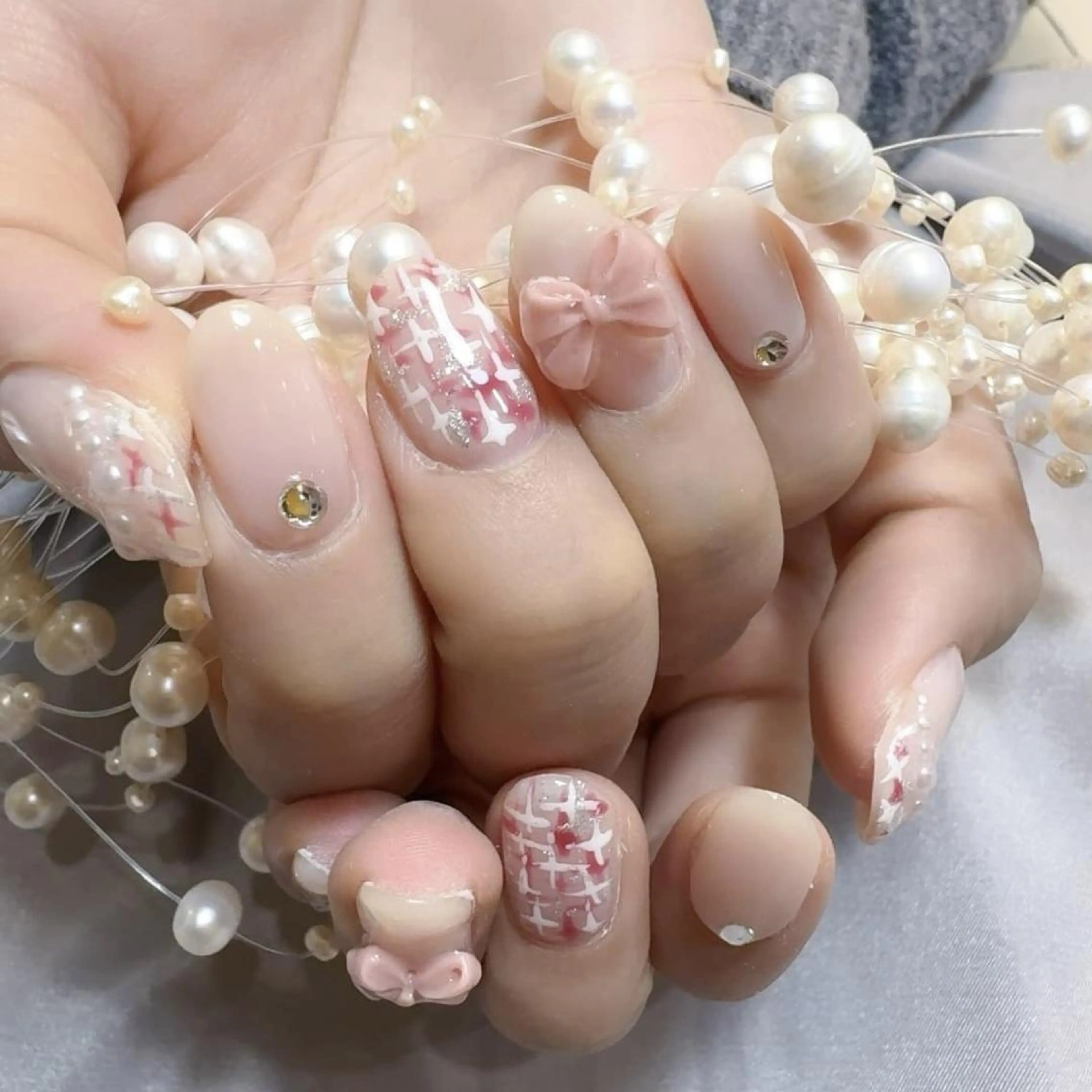 ネイル RAFFINE 月🦋🩵のネイルデザイン