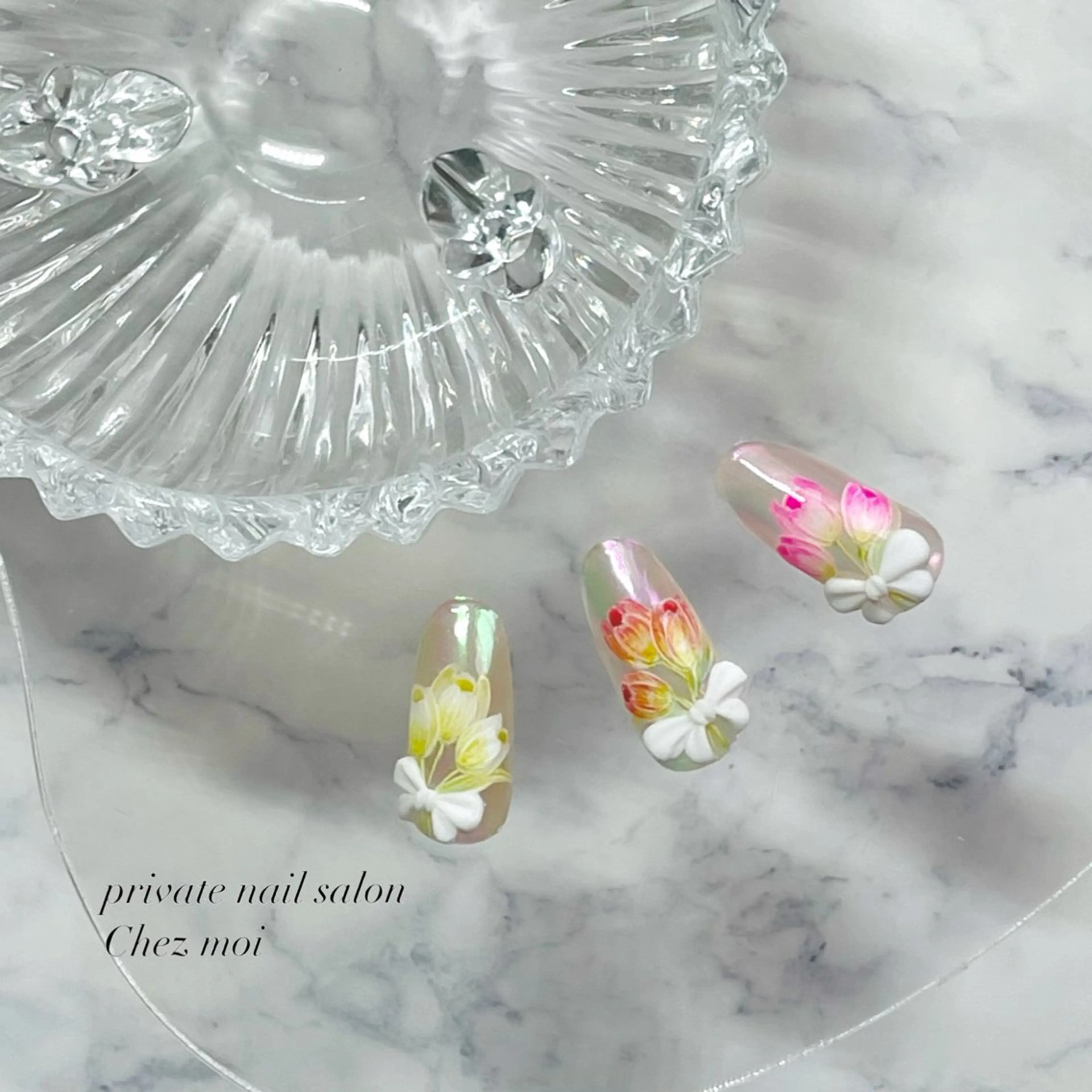 ネイル KOMINE TOMOKOのネイルデザイン