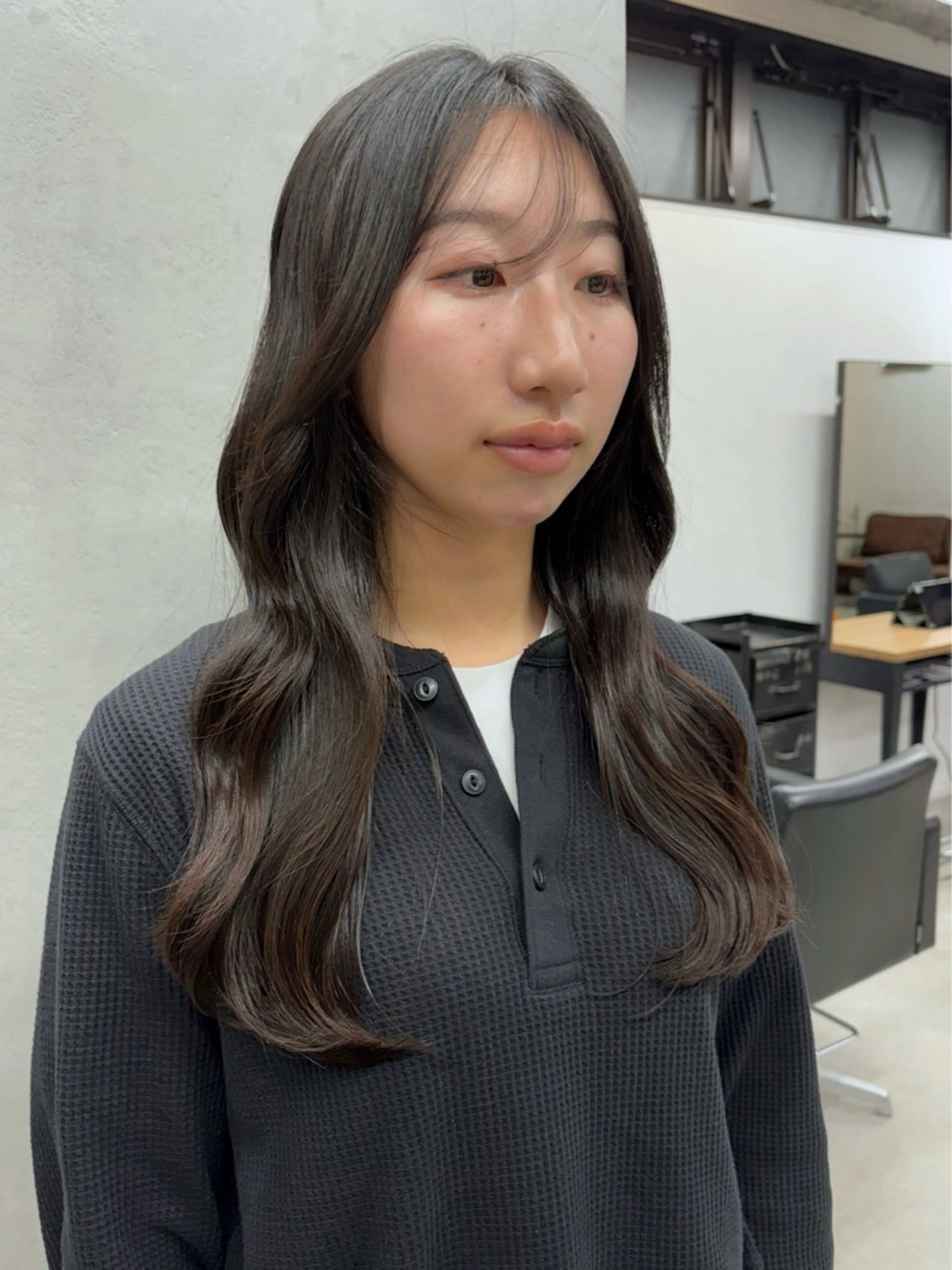 ロング 🫐寒色系カラー 🫐ヤマナカリリカのヘアスタイル