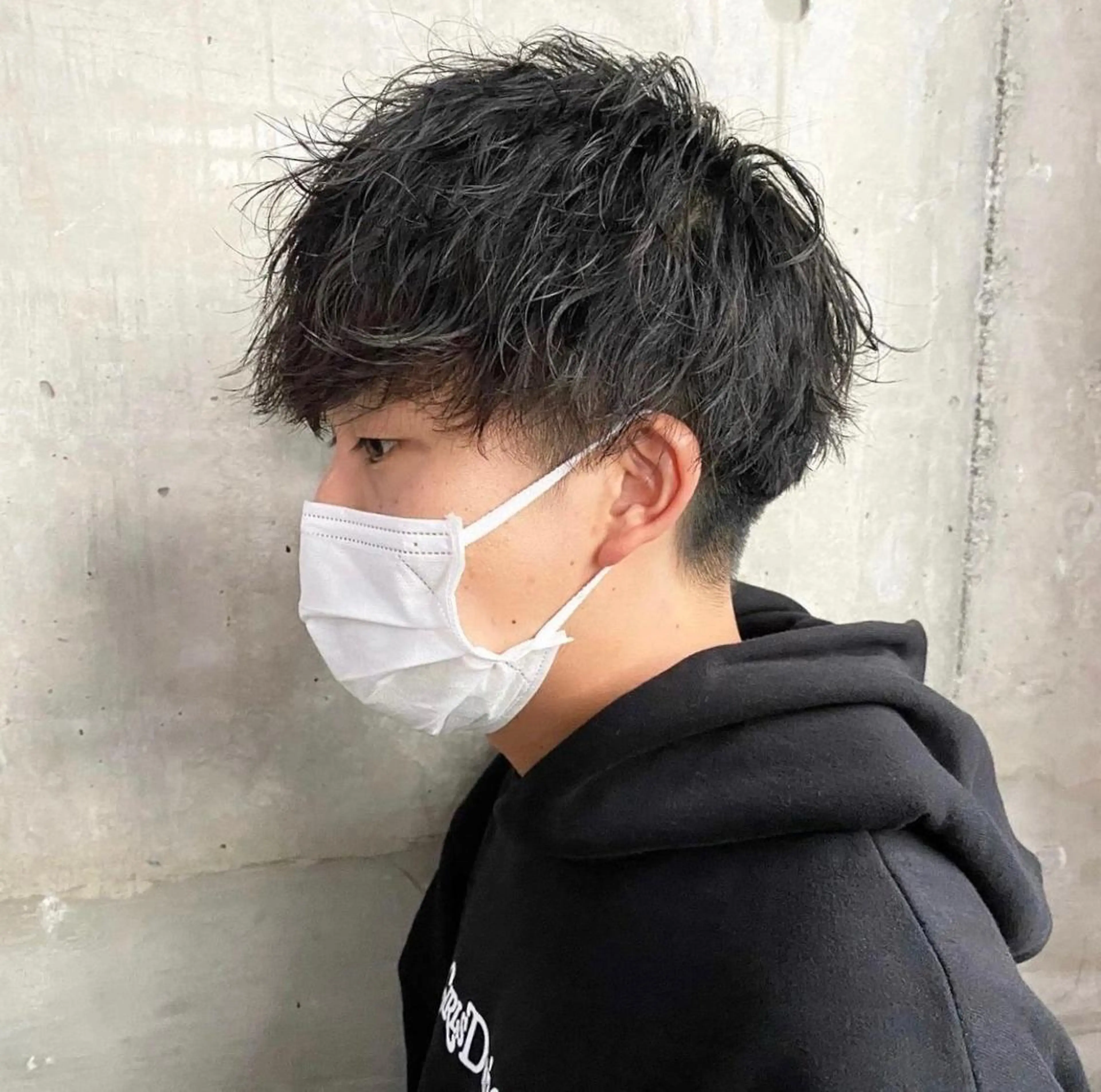 ショート カラー パーマ ヘアアレンジ メンズ マユクリア池袋東口店所属・マユクリア 池袋東口店の眉毛・アイブロウイメージ