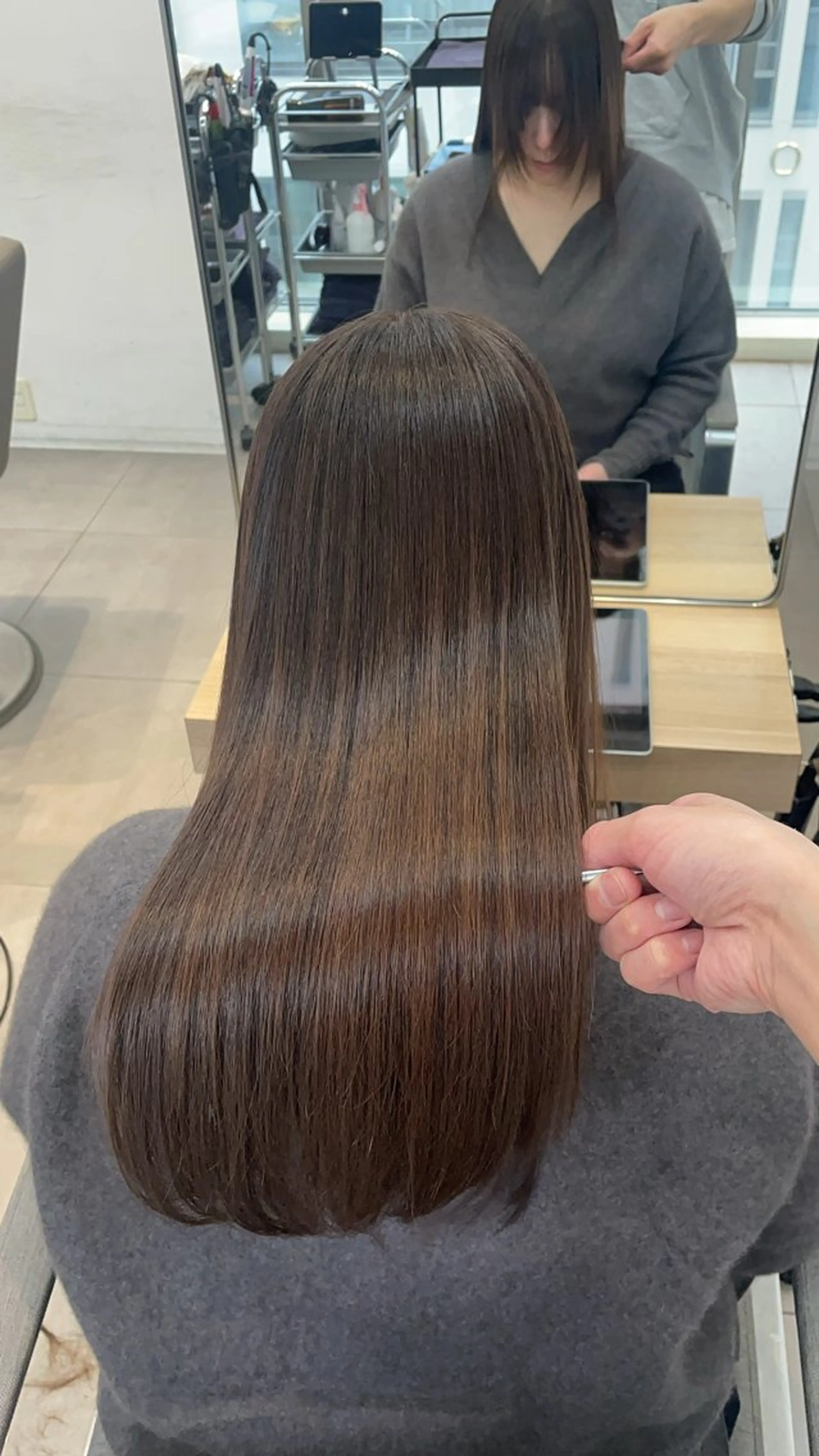 ロング カット 縮毛矯正 トリートメント ヘッドスパ ✨髪質改善✨美髪 矯正🫧小泉のヘアスタイル