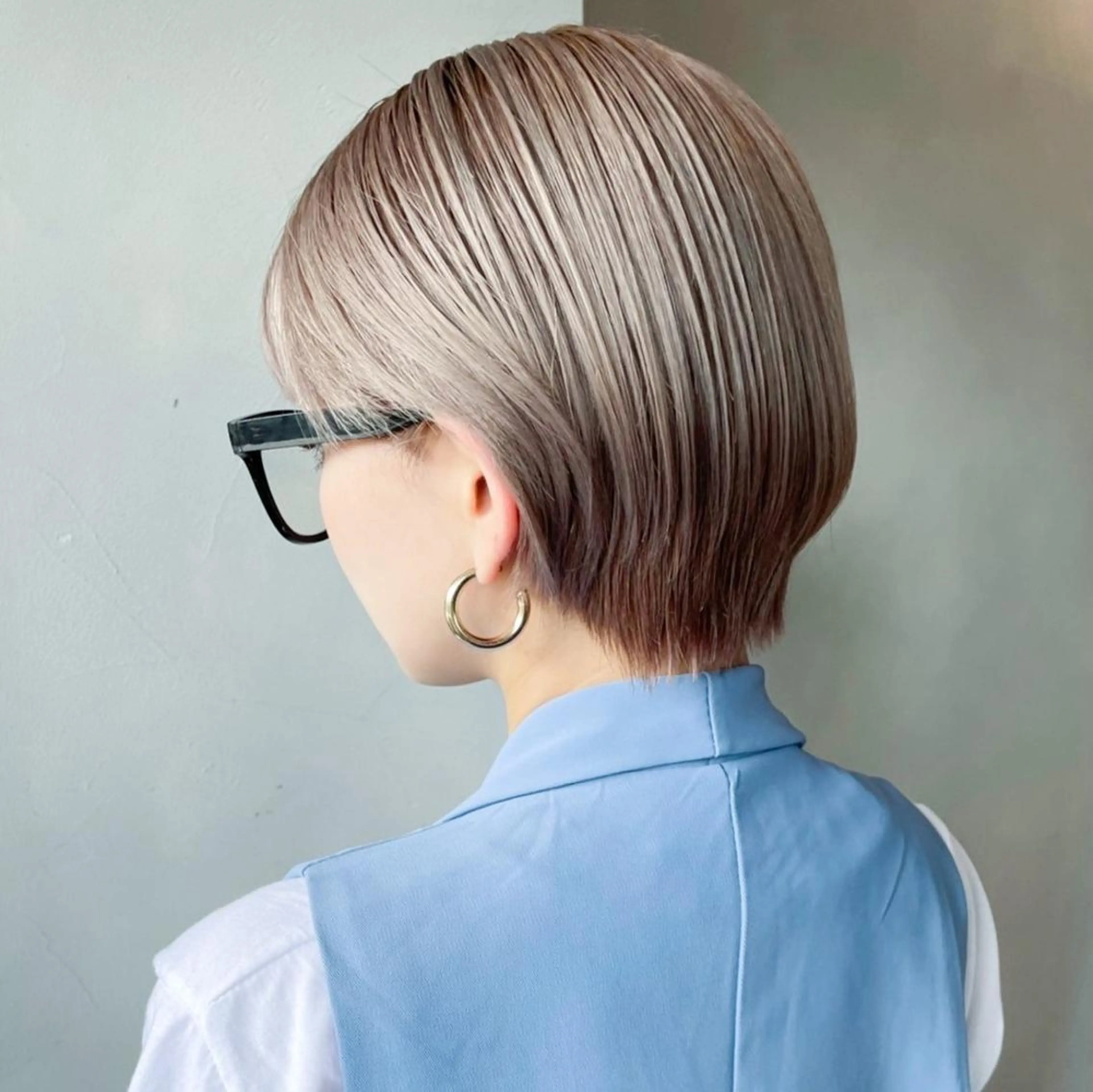 パーマ カラー ショート グレージュ ピンクカラー カット トリートメント ITbyALBUM 下北沢店のヘアスタイル