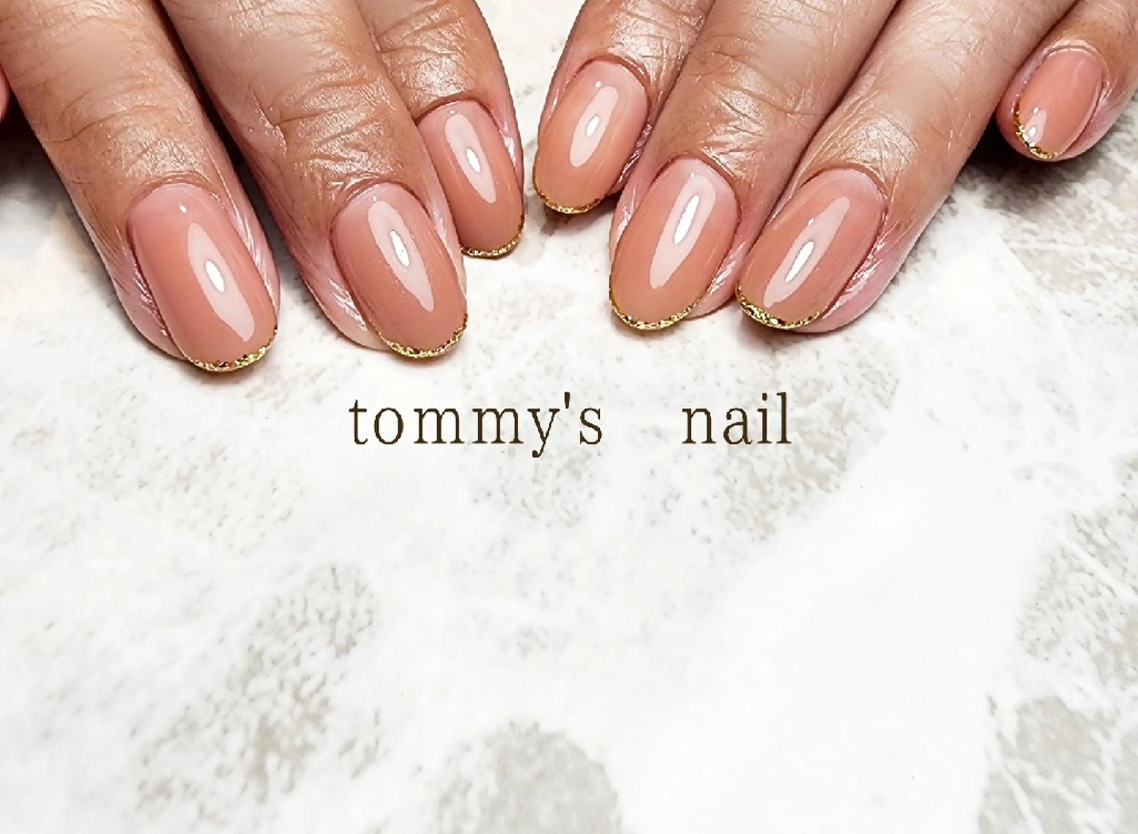 ネイル アートネイル フレンチネイル ジェルネイル グラデーション ラメ(グリッター) tommy's nail所属・福岡/若よもぎ蒸し 全身美容が叶うサロンのネイルデザイン