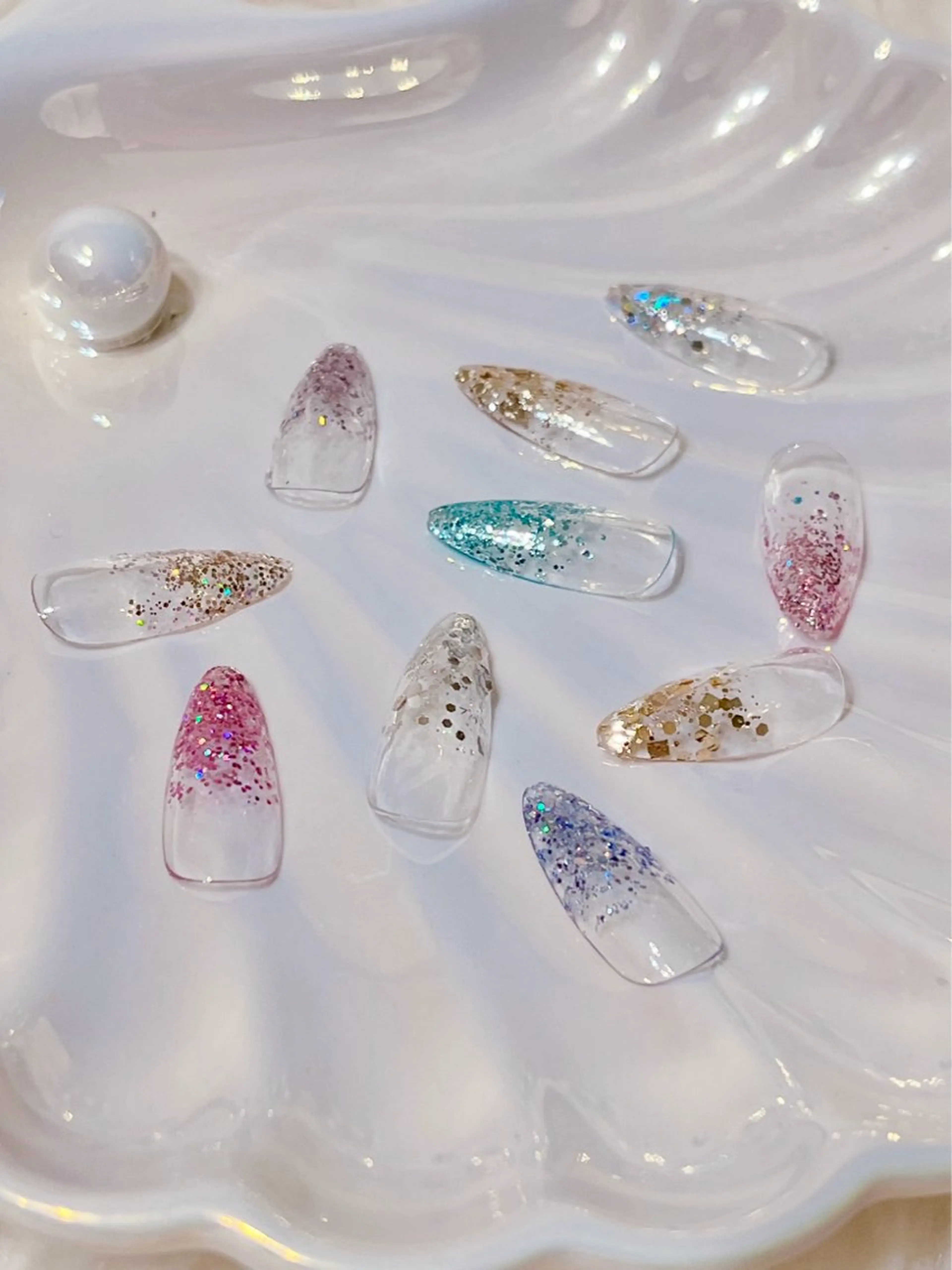 ネイル グラデーション ラメ(グリッター) ラメグラデーション ハンドネイル nailsalon GRACE所属・GRACE nailのネイルデザイン