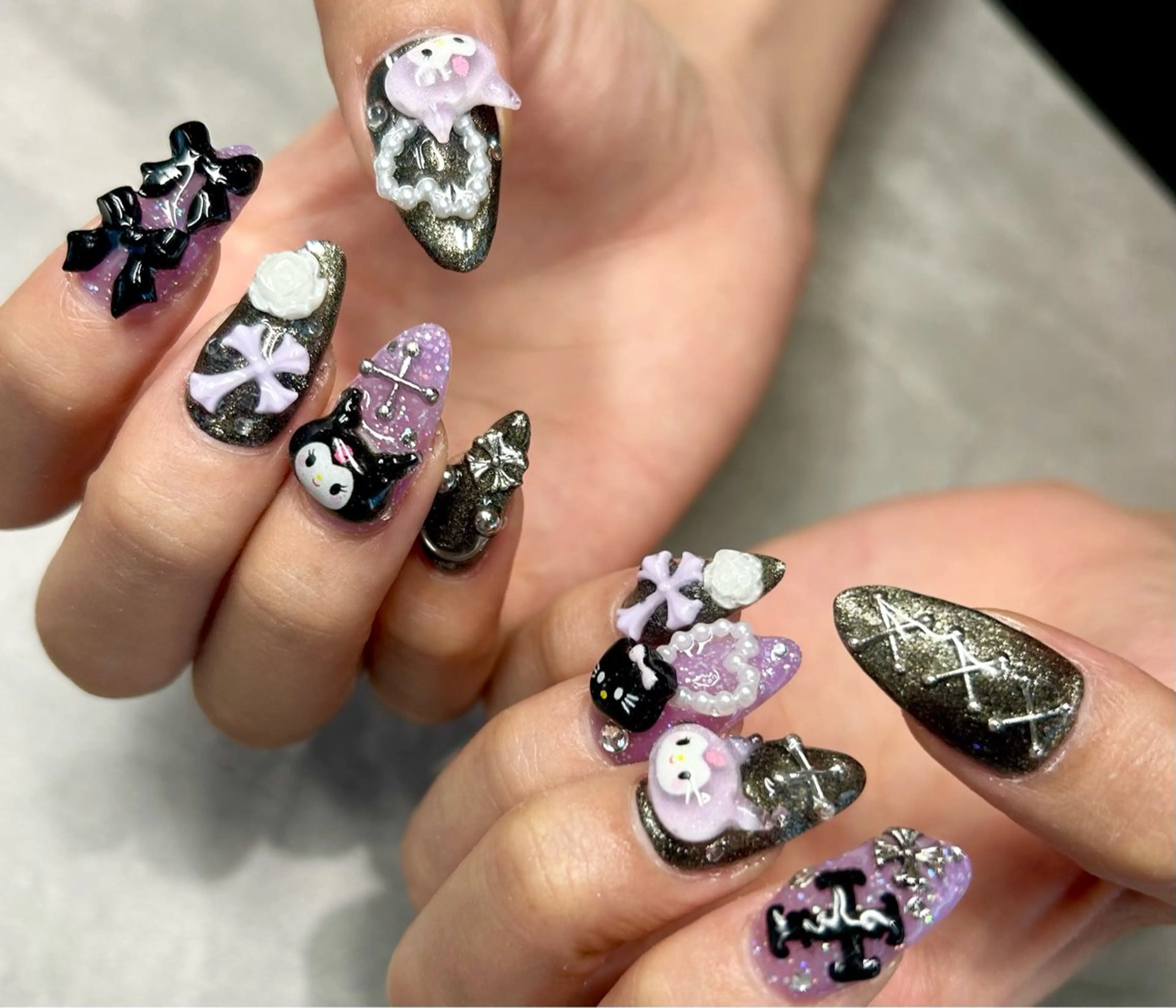 オフなし💅ストーン•パーツ10本つけ放題コースの写真