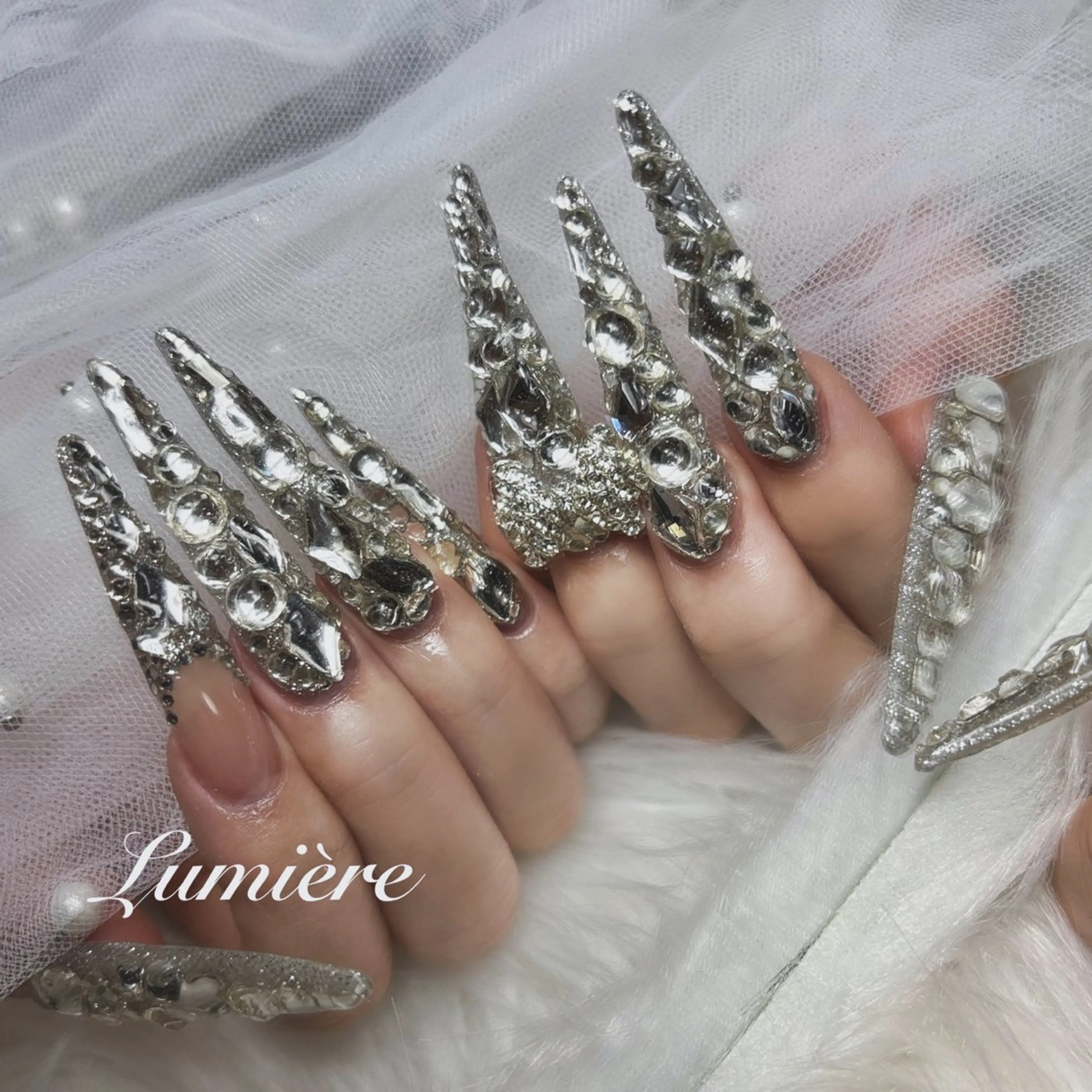 ネイル ロングネイル スーパーロングネイル ハンドネイル Nail salon Lumièreのネイルデザイン