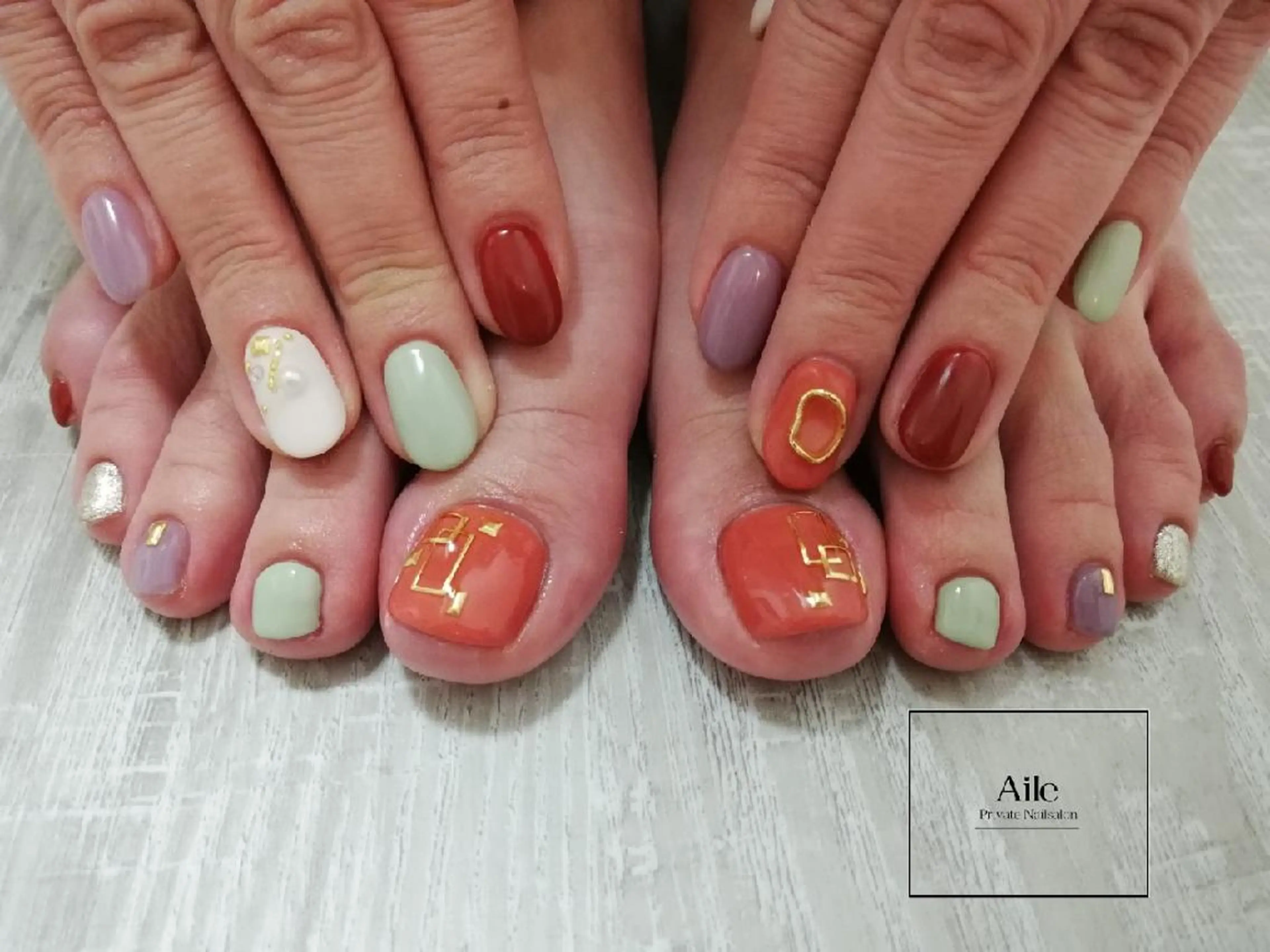 ネイル おそろいネイル なが さきのネイルデザイン