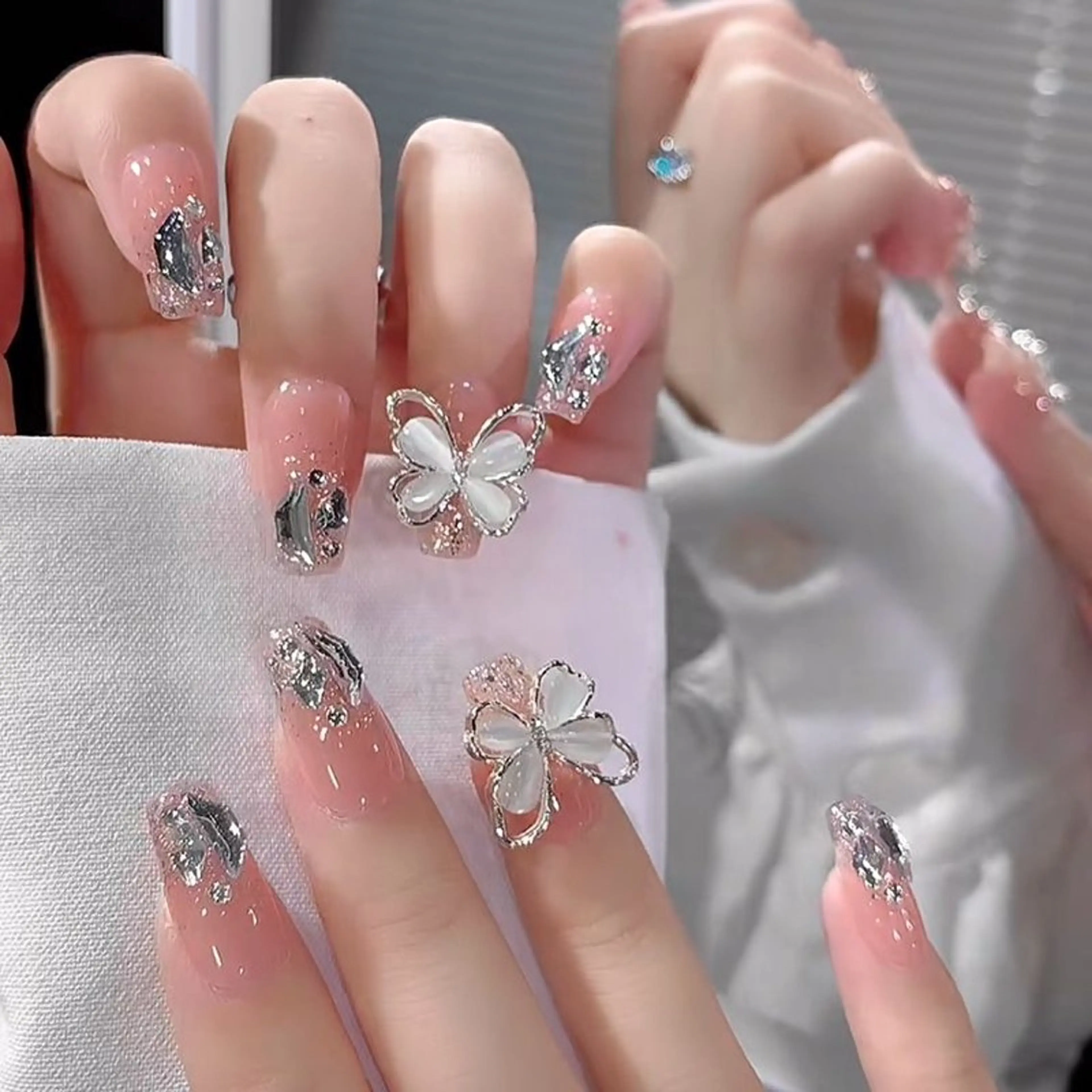 ネイル E·U·B ネイル所属・横浜市中区曙町 E·U·Bネイルのネイルデザイン