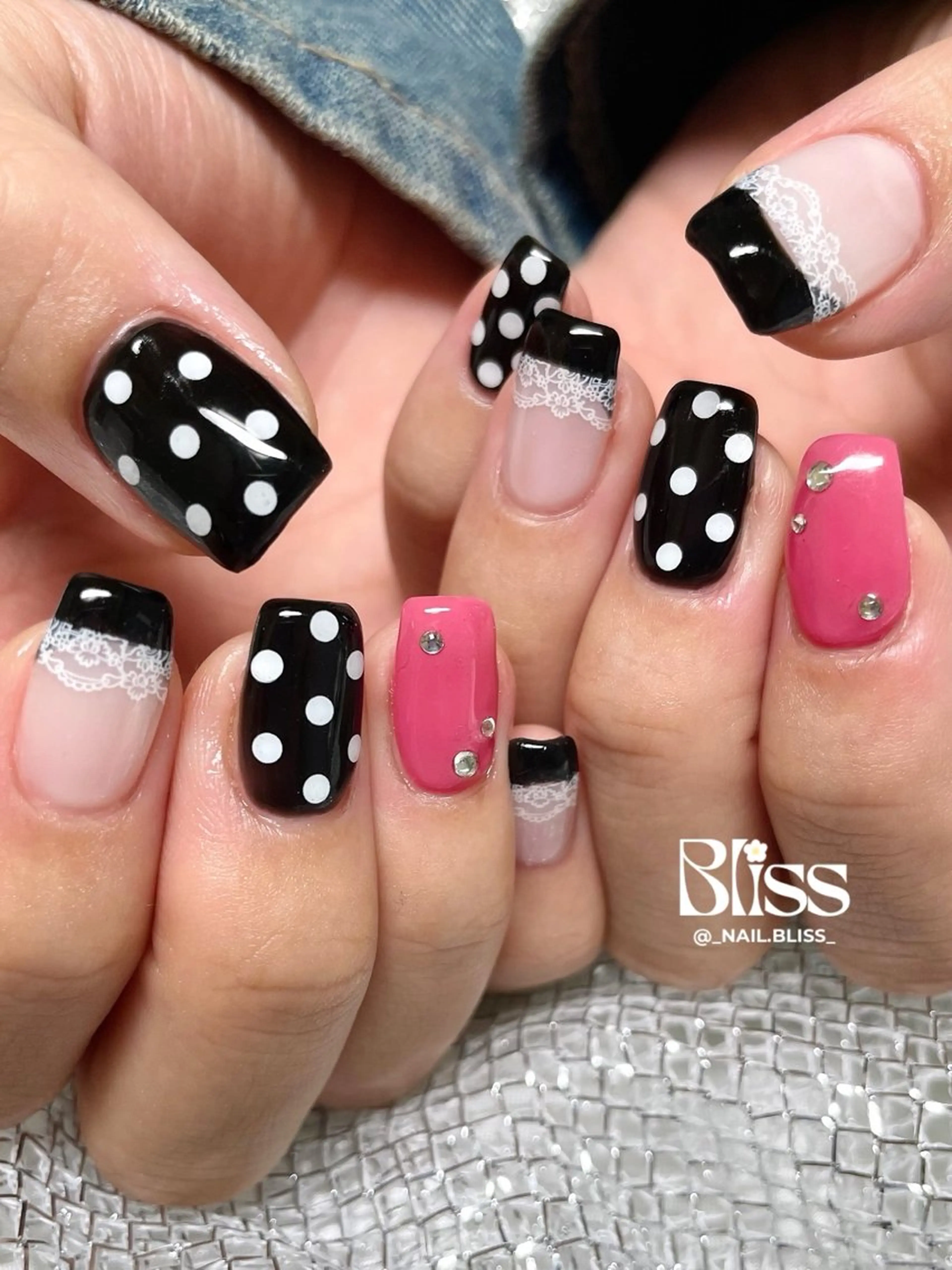ネイル ガーリー レース ハンドネイル NAIL BLISSのネイルデザイン
