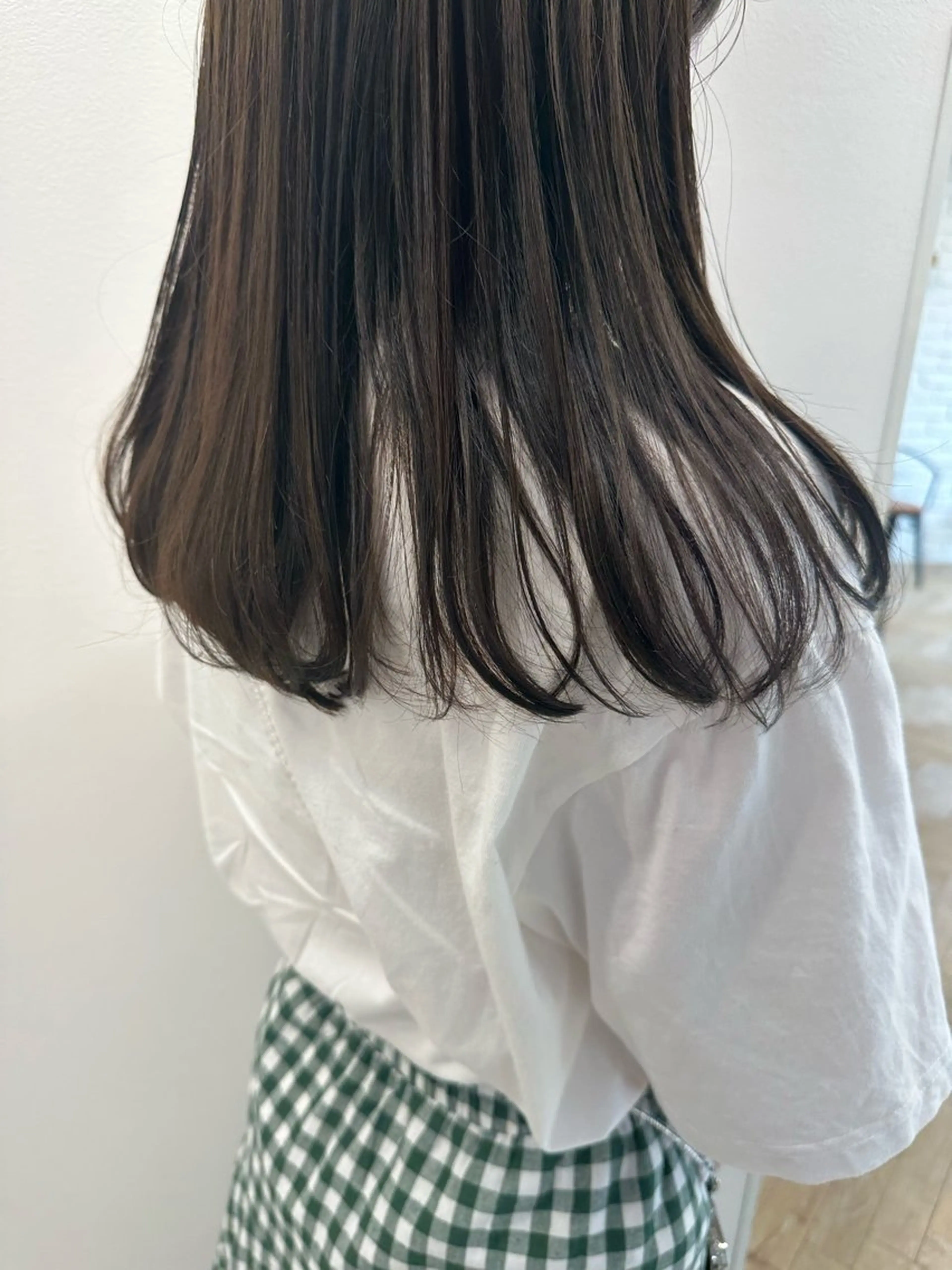 セミロング カット ヘアカラー トリートメント 韓国/ヘアアレンジ/ 髪質改善/夏美のヘアスタイル