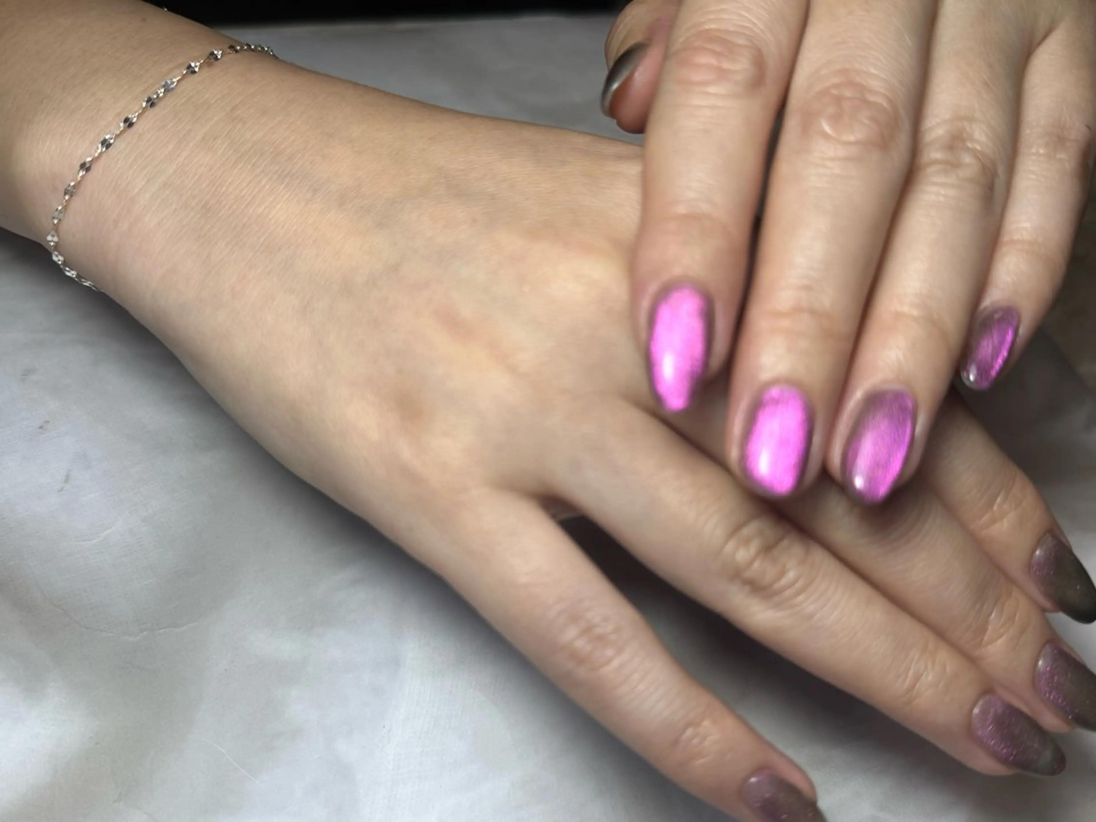 ネイル ハンドネイル ハンドケア 究極の ワンカラー専門店のネイルデザイン