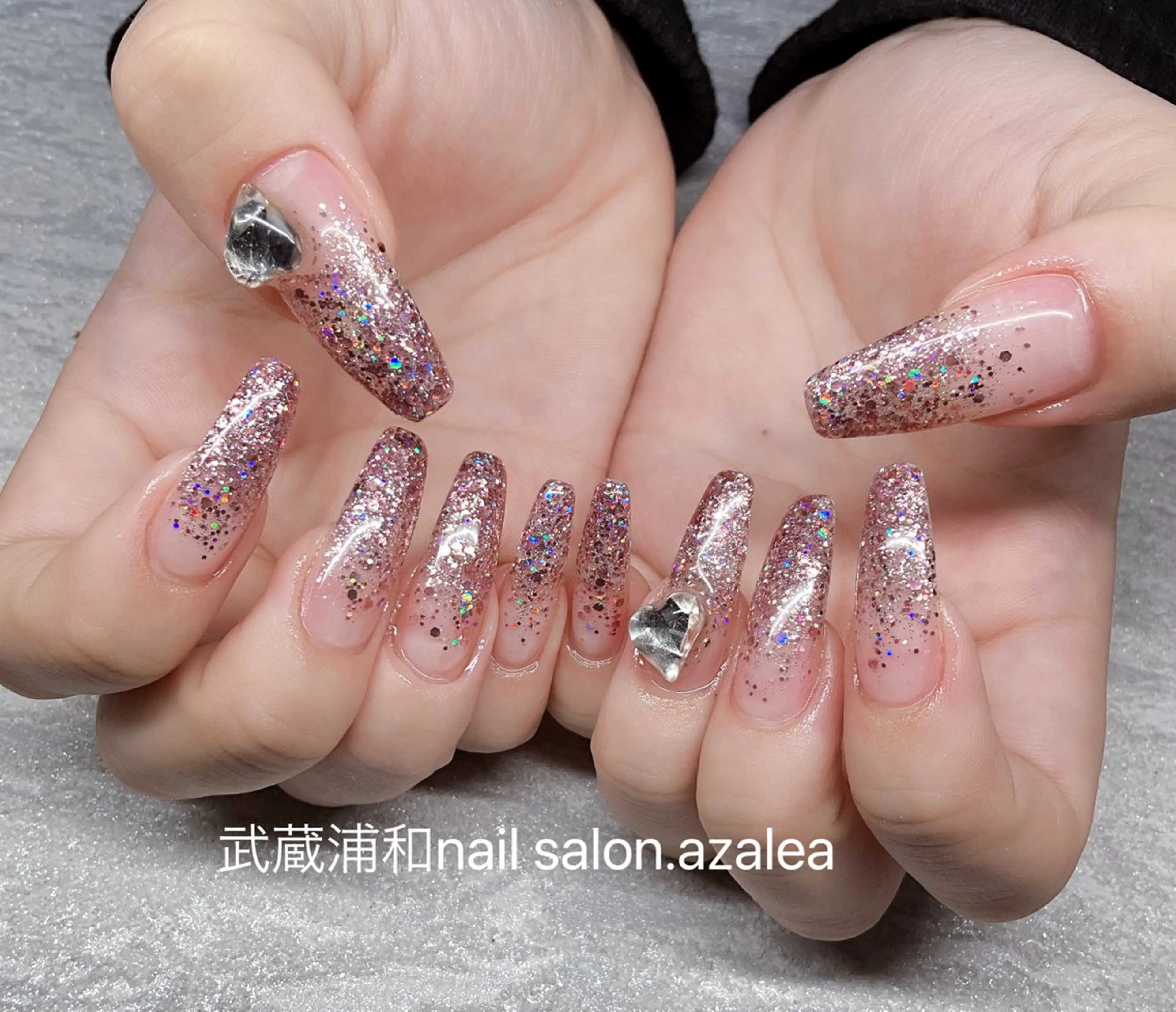 ネイル ハンドネイル R inのネイルデザイン