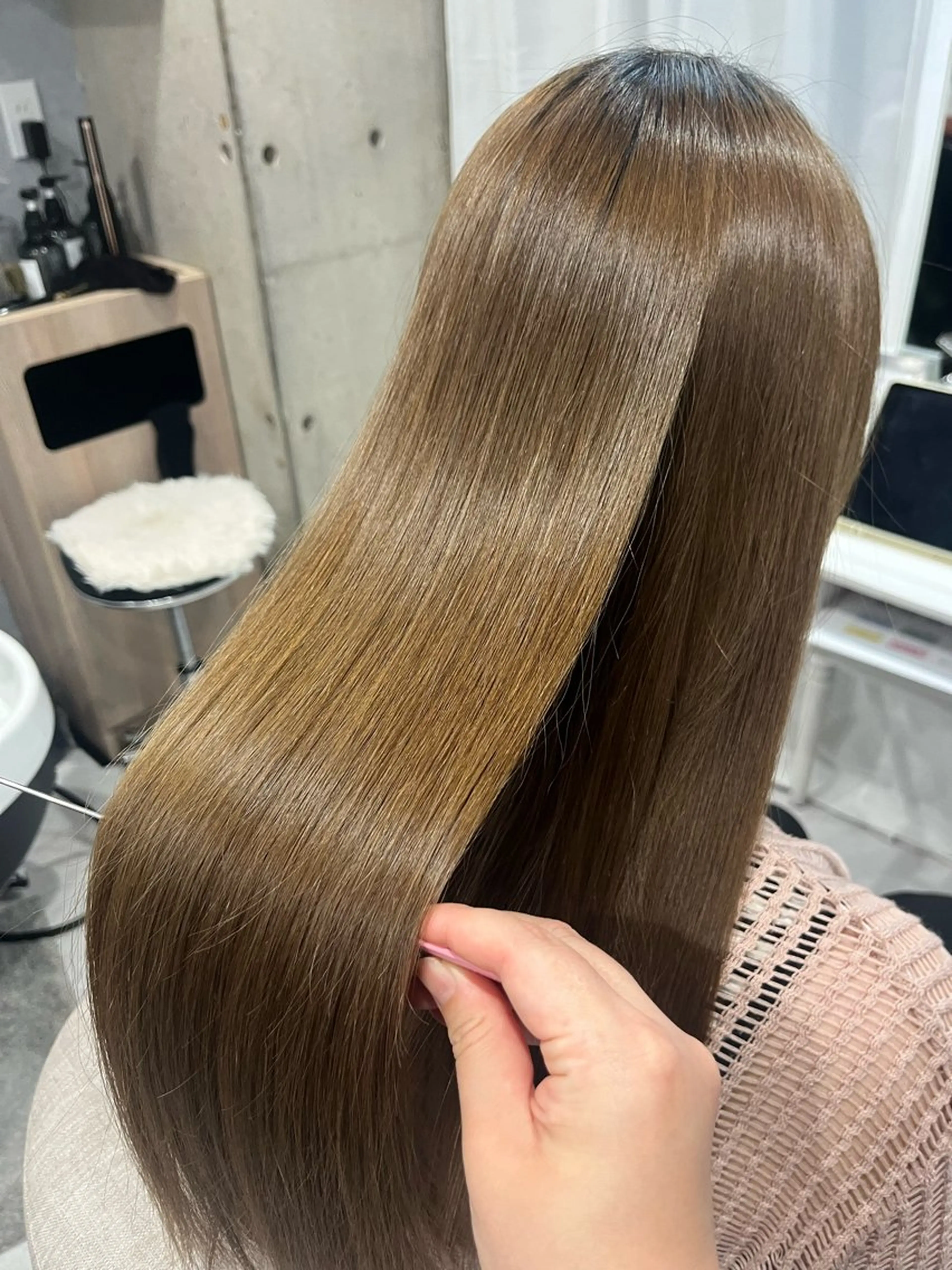 ミディアム トリートメント カット 縮毛矯正 トリートメント fee小倉店 Asakaのヘアスタイル