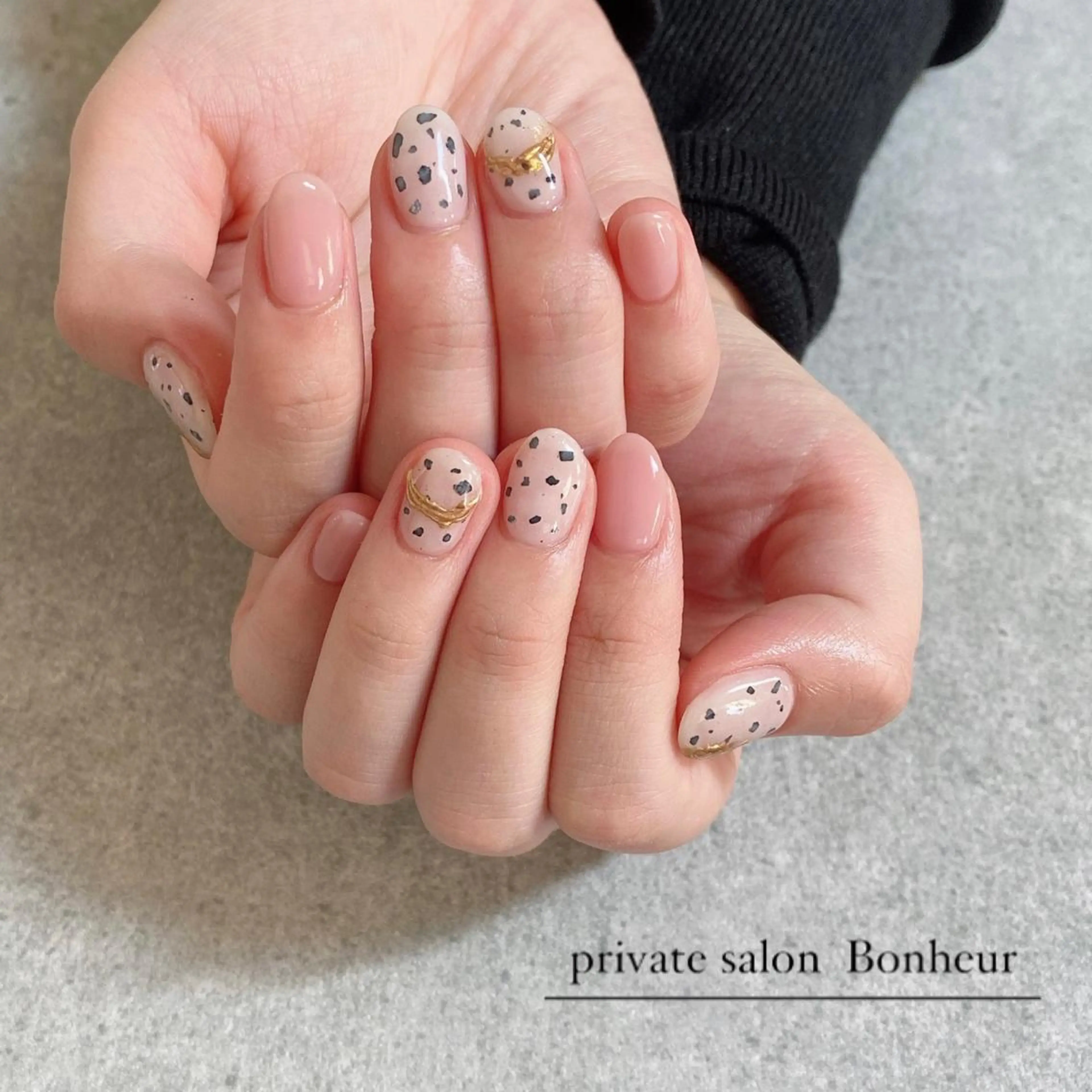 ネイル ハンドネイル BONHEUR Annaのネイルデザイン